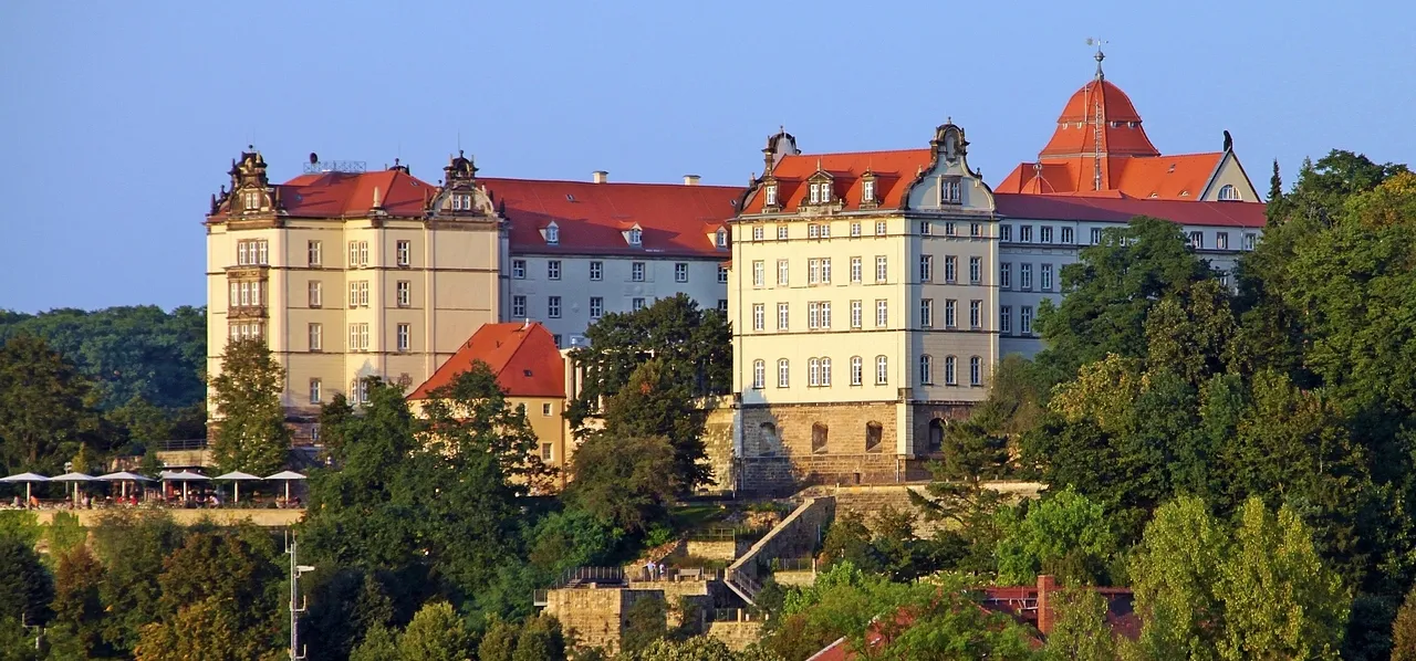 Photo showing: Pirna, Schloss Sonnenstein: Ansicht von Südwesten