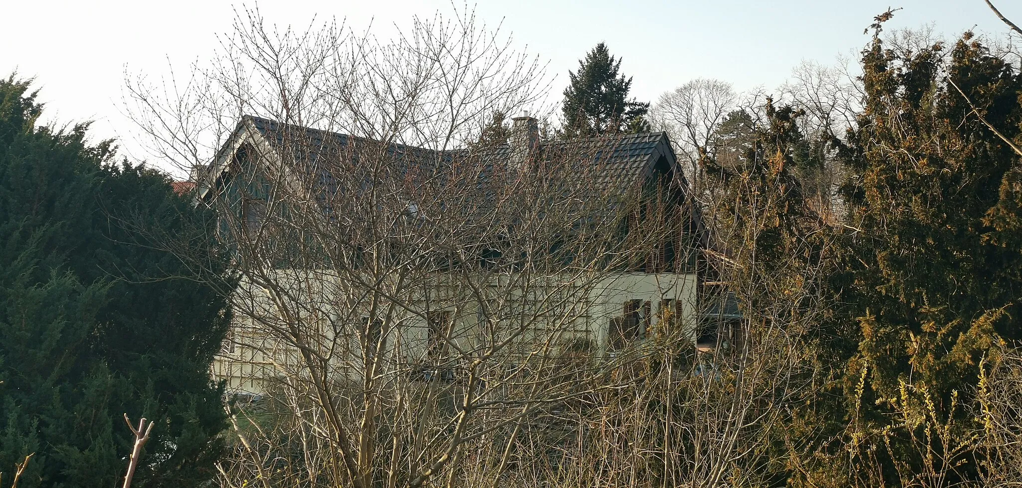 Photo showing: Denkmalgeschütztes Wohnhaus in der Forststraße 7, 7a in Weinböhla