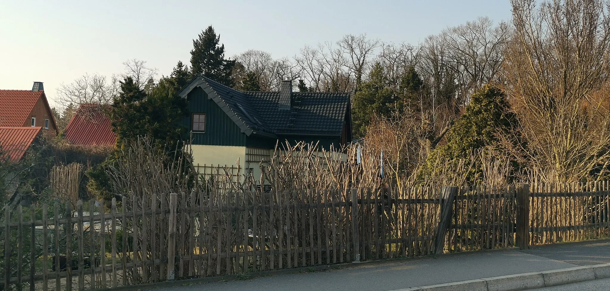 Photo showing: Denkmalgeschütztes Wohnhaus in der Forststraße 7, 7a in Weinböhla