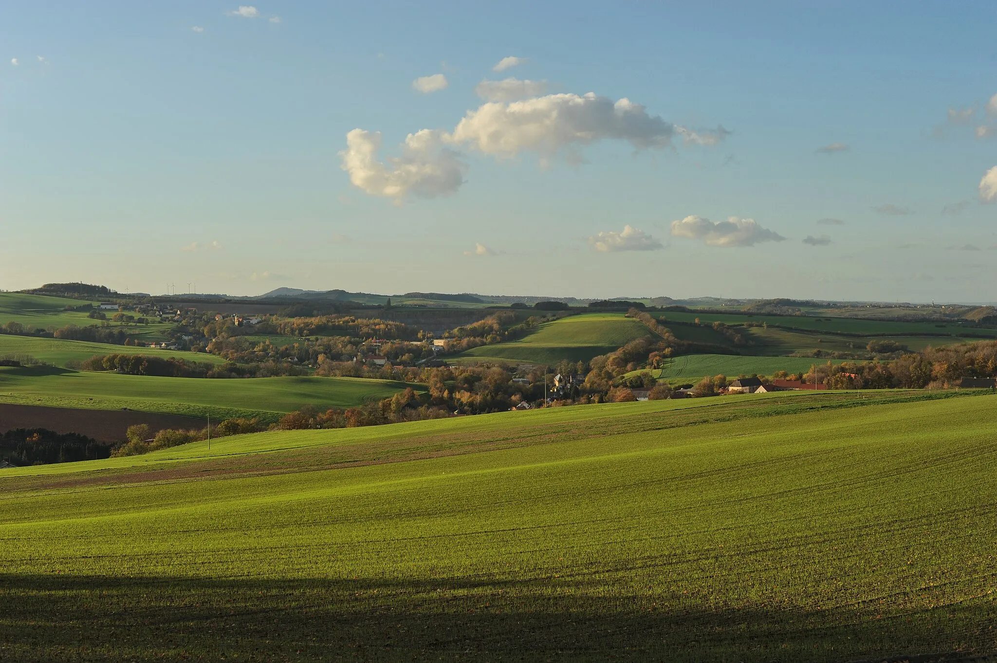 Photo showing: Gemeinde Bahretal, OT Gersdorf: Elbtalschiefergebirge bei Gersdorf und Borna (Landkreis Sächsische Schweiz-Osterzgebirge, Freistaat Sachsen, Deutschland)