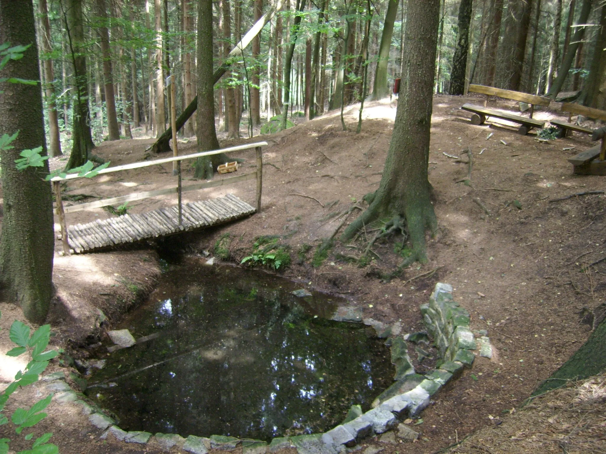 Photo showing: Die Quelle der Schwarzen Elster bei Burkau in Sachsen