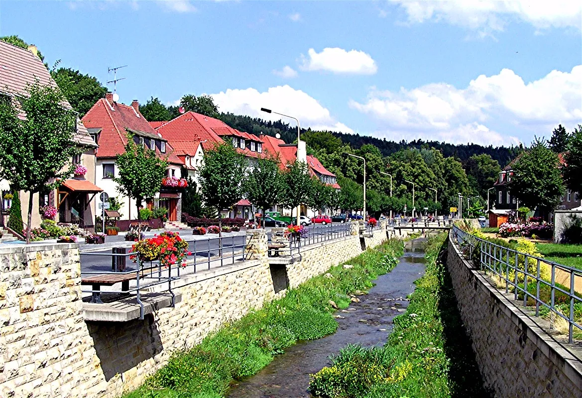 Photo showing: Kurpromenade an der Gottleuba im Kneipp-Kurbad Berggießhübel