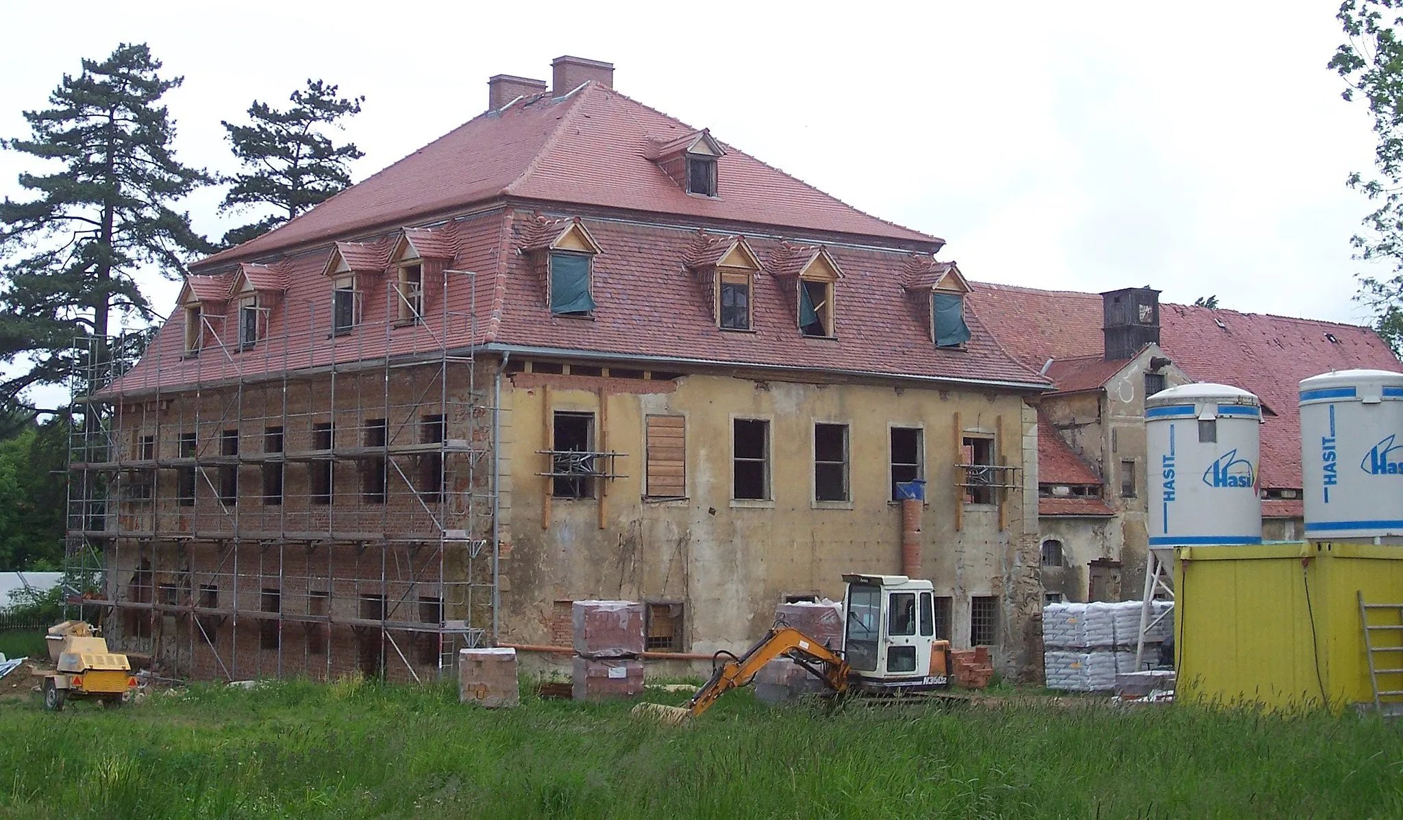 Photo showing: Restaurierung des Berthelsdorfer Schlosses
