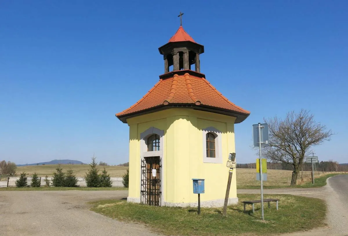 Photo showing: Chapel in Janovice v Podještědí in Liberec District – entry no. 34615.