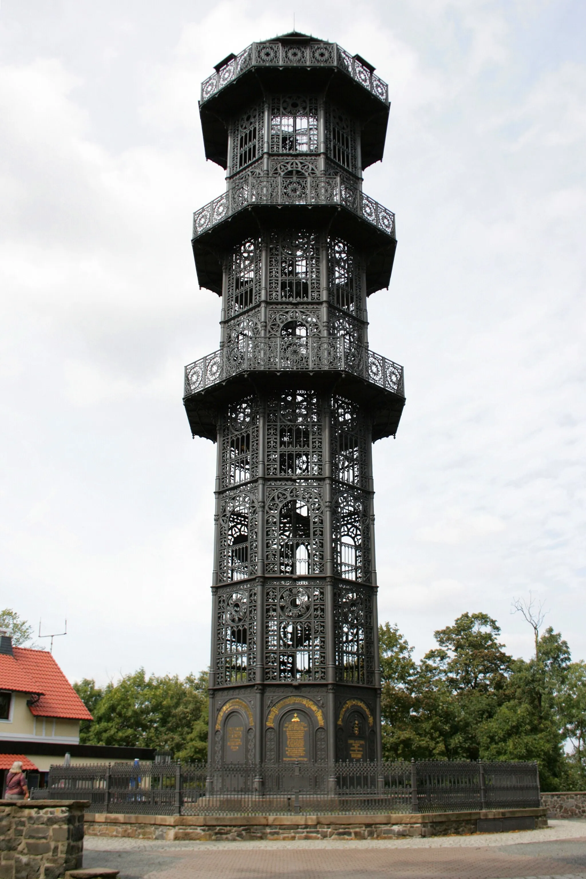 Photo showing: König-Friedrich-August-Turm auf dem Löbauer Berg in Löbau