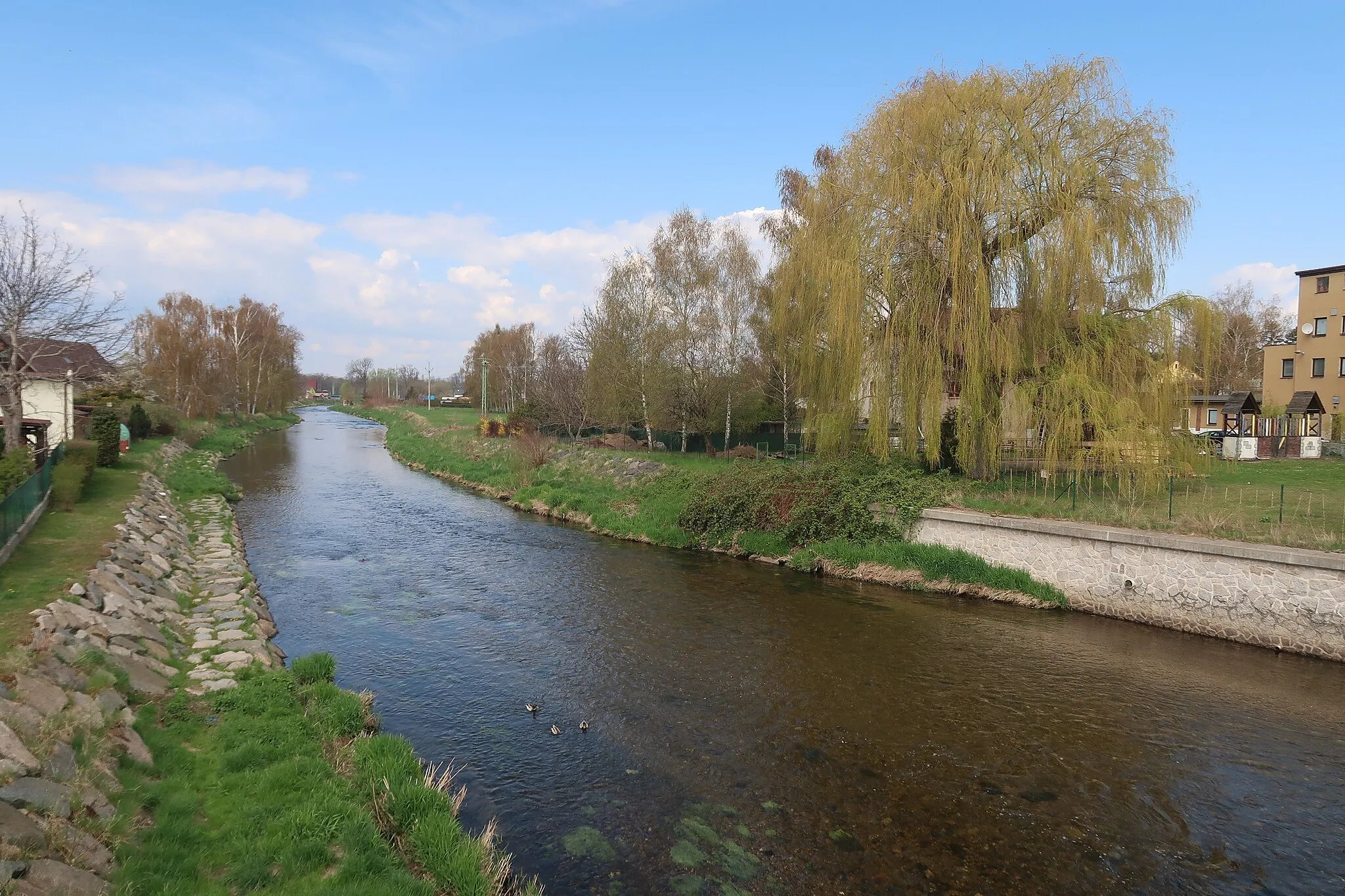 Photo showing: Řeka Lužická Nisa v Hrádku nad Nisou.