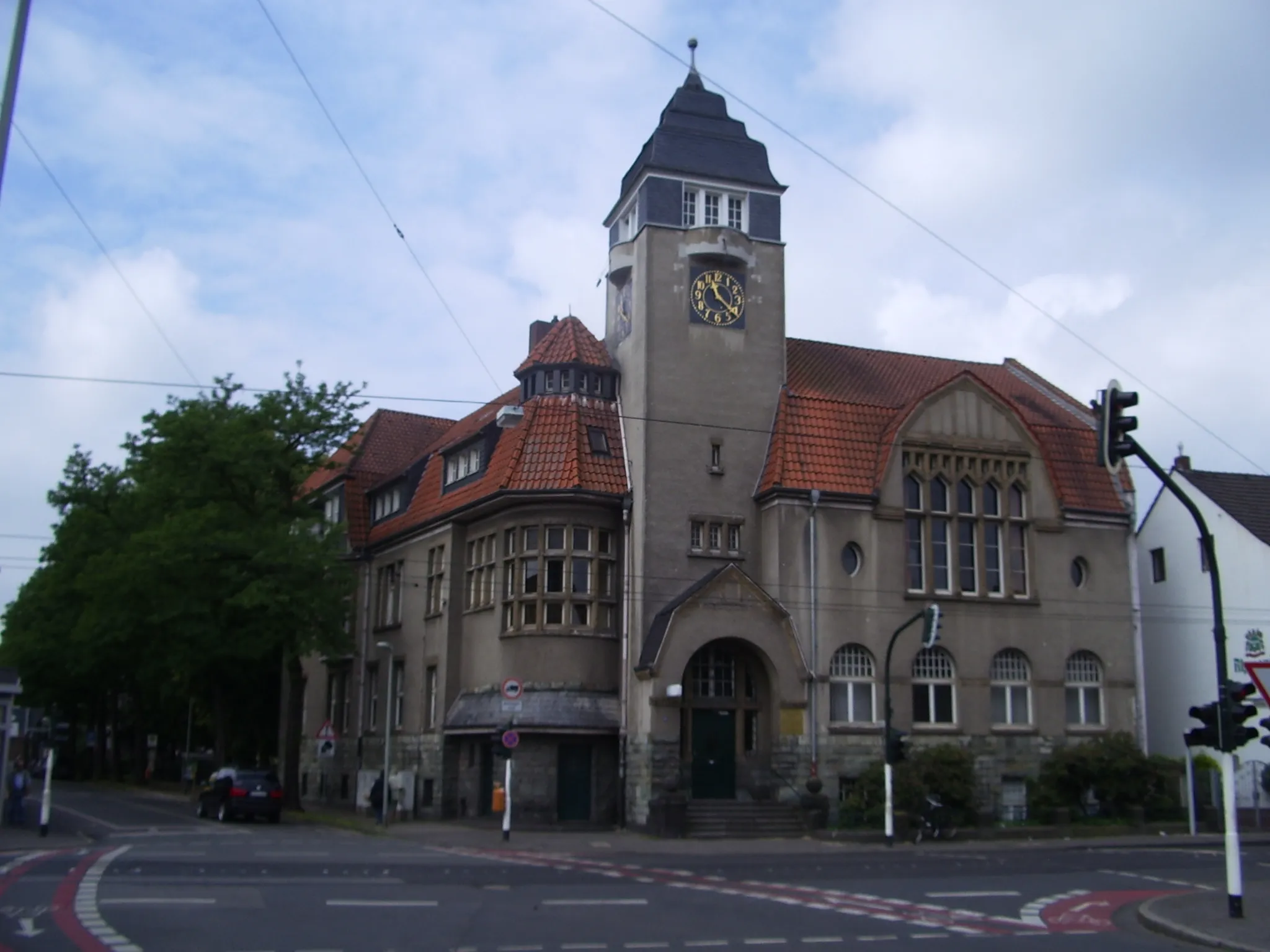 Photo showing: Krefeld: Rathaus der ehemaligen Gemeinde Fischeln im Juni 2009 vor der Renovierung.