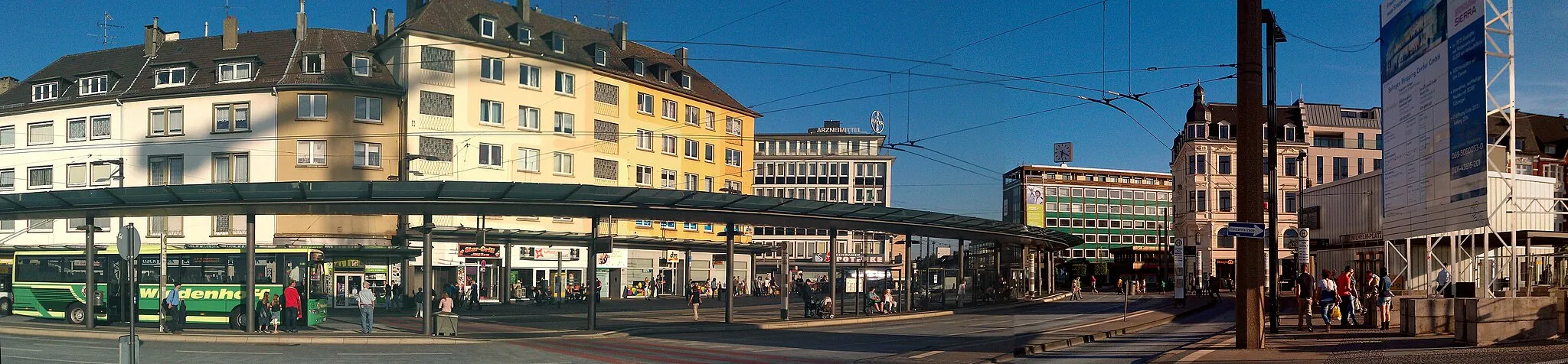 Photo showing: Solingen Graf Wilhelm Platz - Busbahnhof