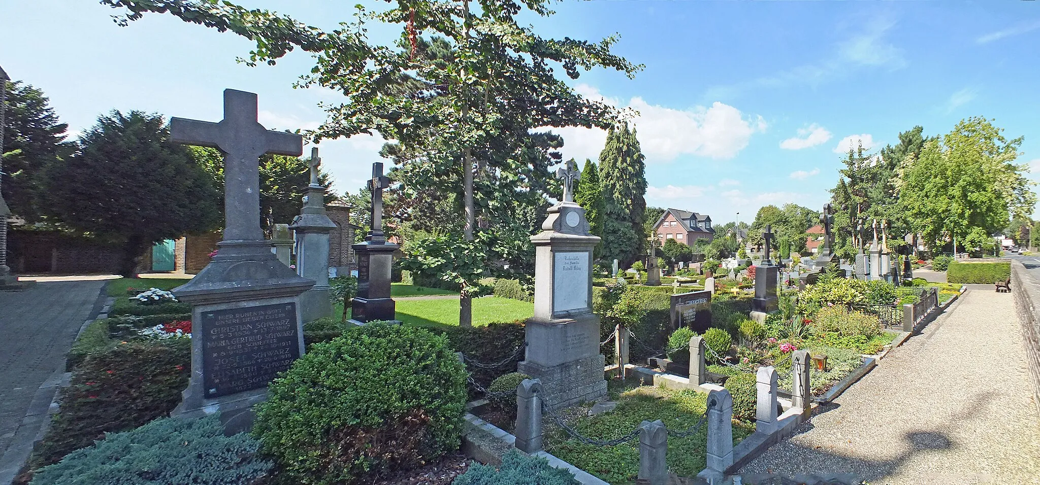 Photo showing: Friedhof