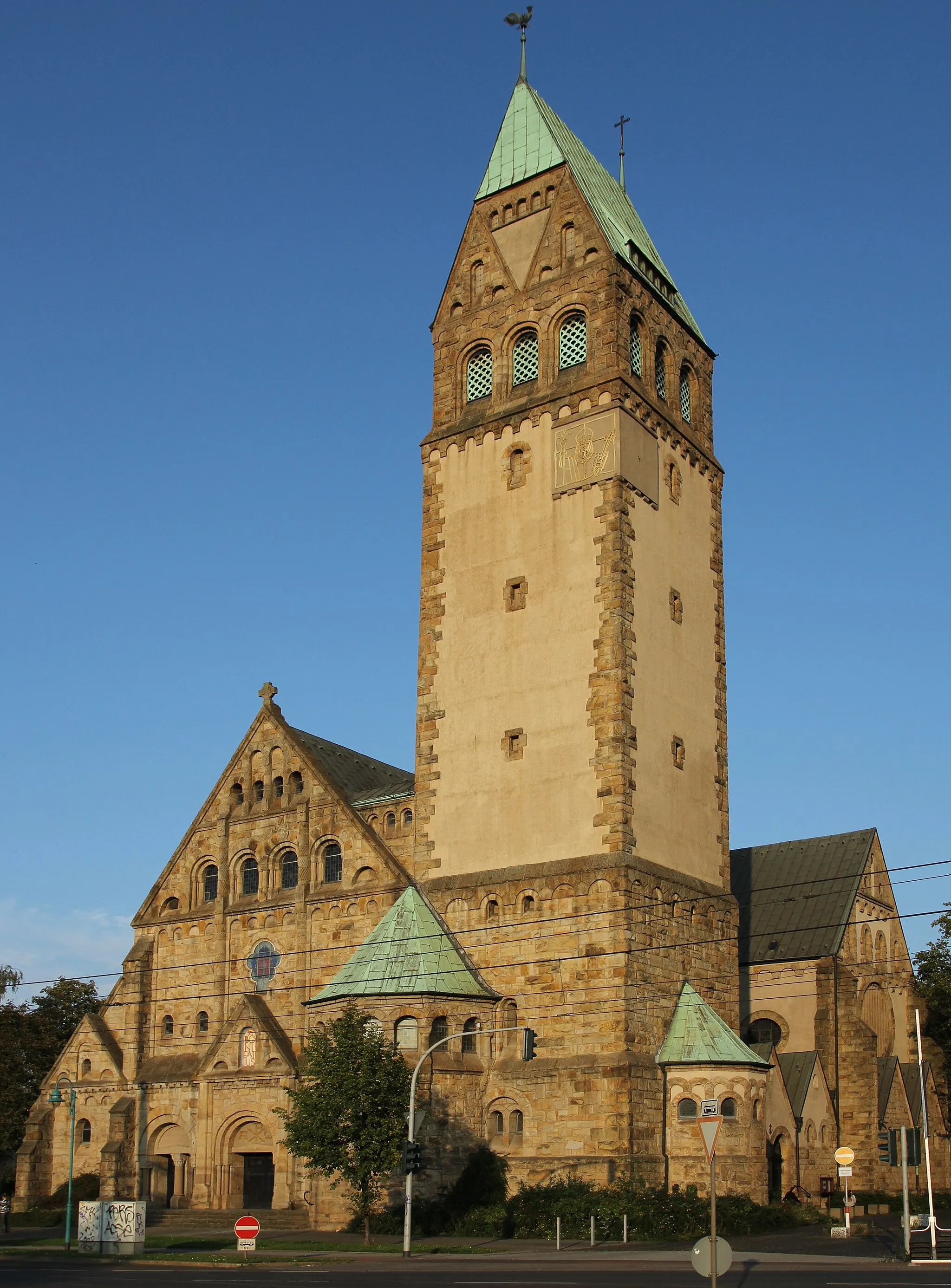Photo showing: Katholische Pfarrkirche St. Bonifatius in Duisburg-Hochfeld
