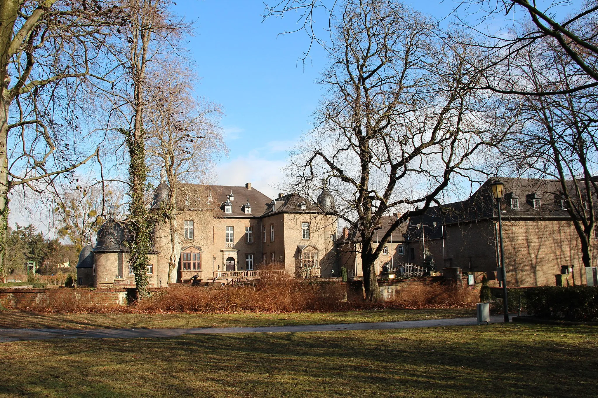 Photo showing: Schloss Nörvenich, Kreis Düren, Nordrhein-Westfalen (19. Februar 2012)