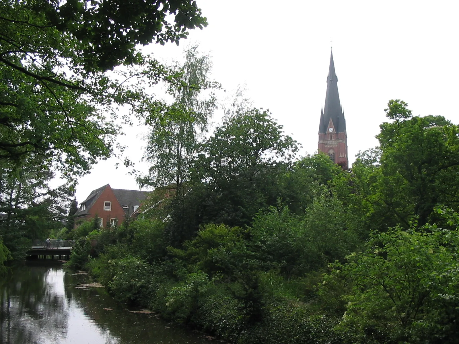 Photo showing: Rheder Bach with Gudula church