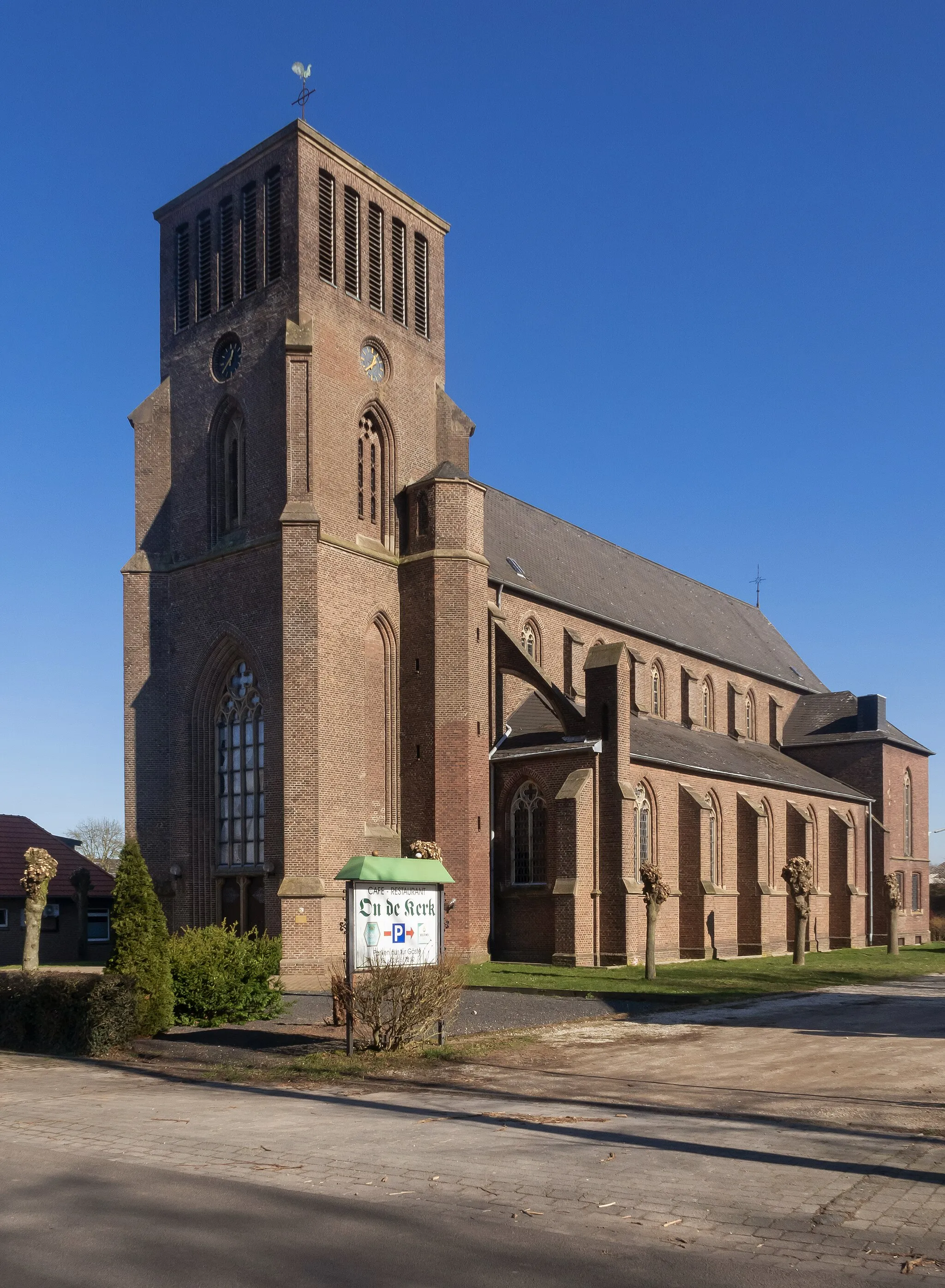 Photo showing: Frasselt, catholic Pfarrkirche Frasselt