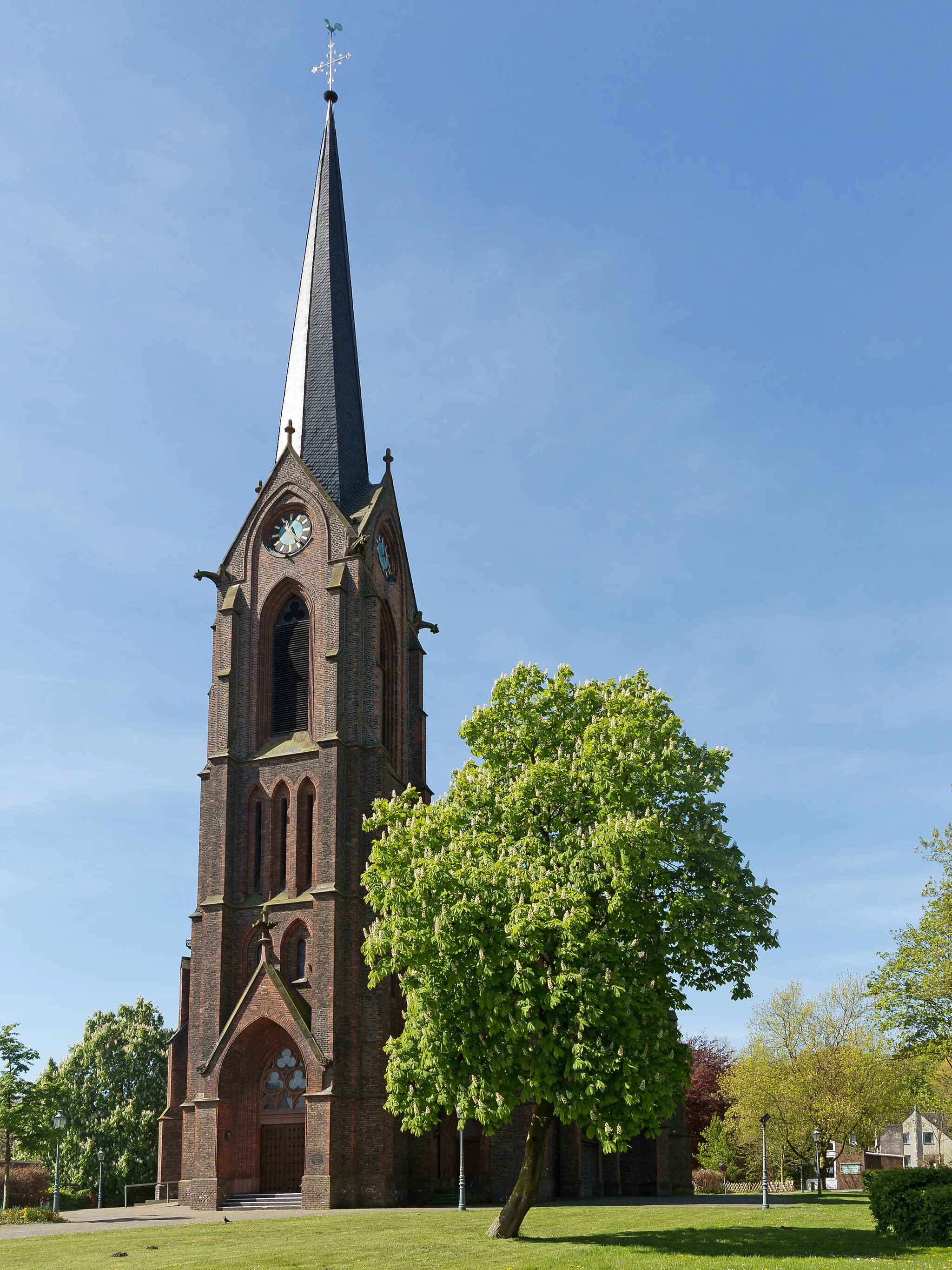 Photo showing: Rheurdt, church: Pfarrkirche Sankt Nikolaus