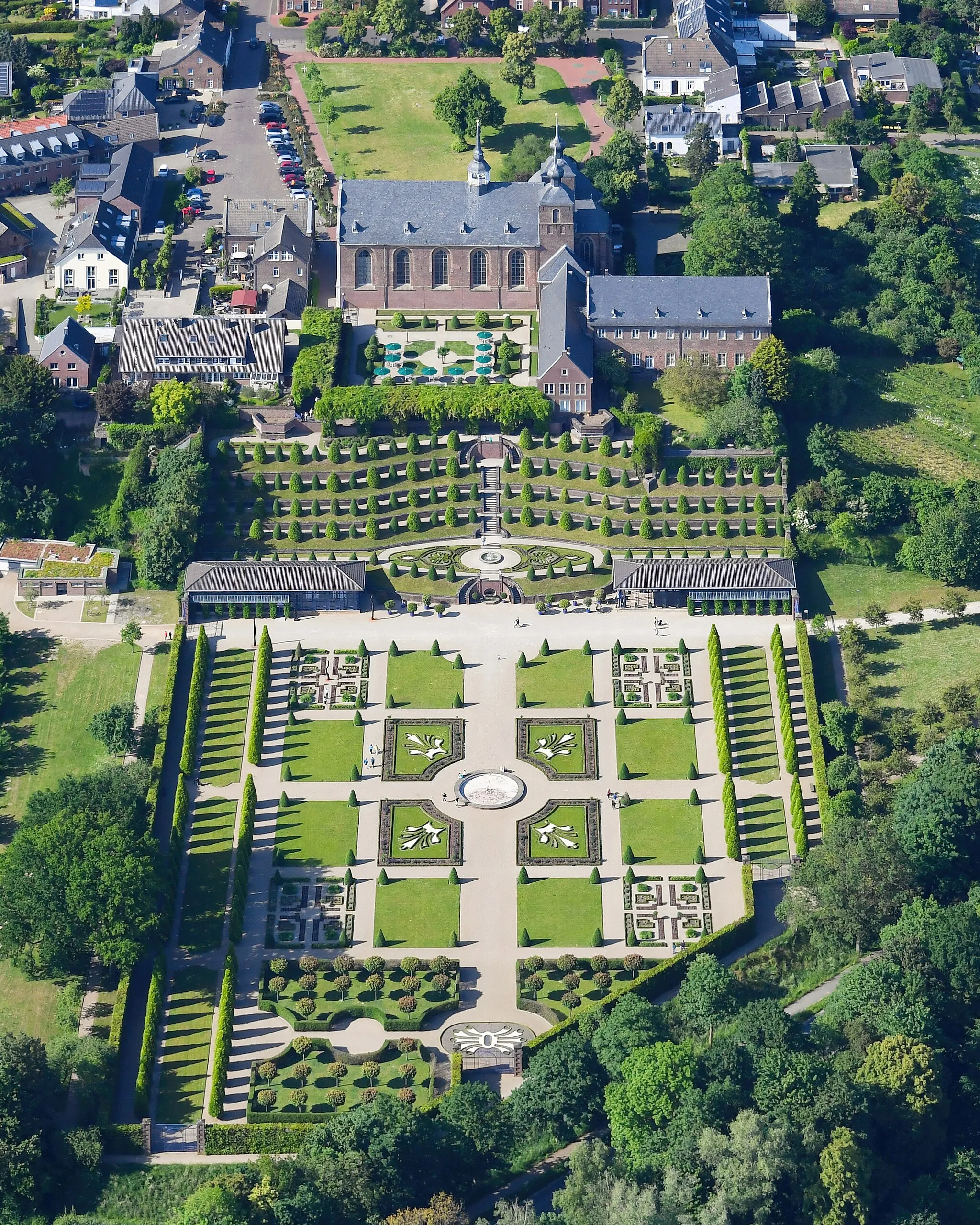 Photo showing: Aerial image of the Kamp Abbey (view from the south)