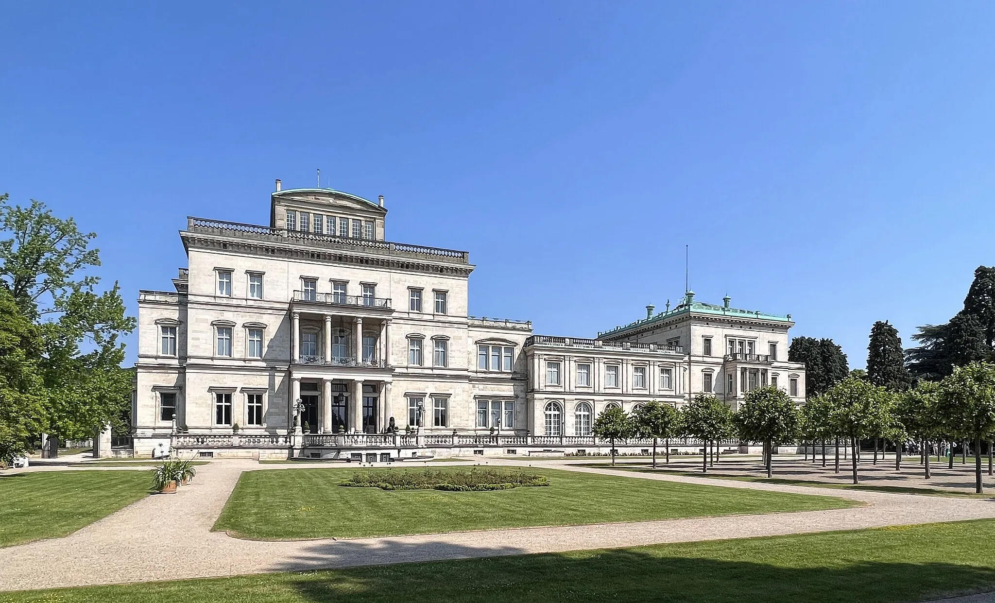 Photo showing: Exkursion zur Villa Hügel, Villa außen und innen