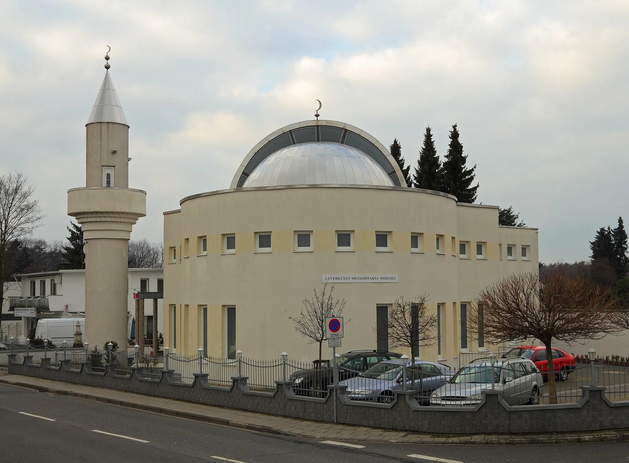 Photo showing: Albanian Mesxhidiaksa Mosque in Leverkusen-Küppersteg