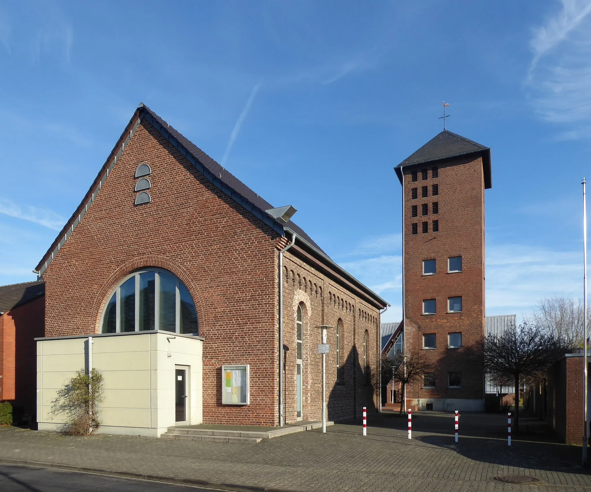 Photo showing: Alt St. Josef (Dormagen-Delhoven)