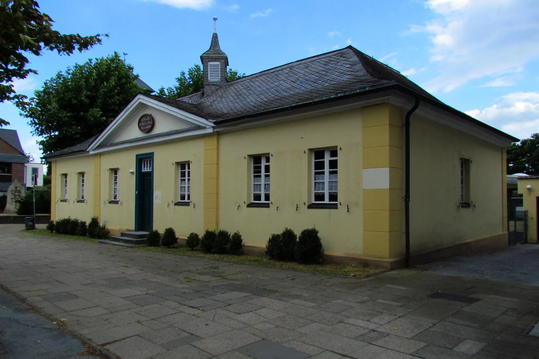 Photo showing: This is a photograph of an architectural monument. It is on the list of cultural monuments of Dormagen, no. 4.02.