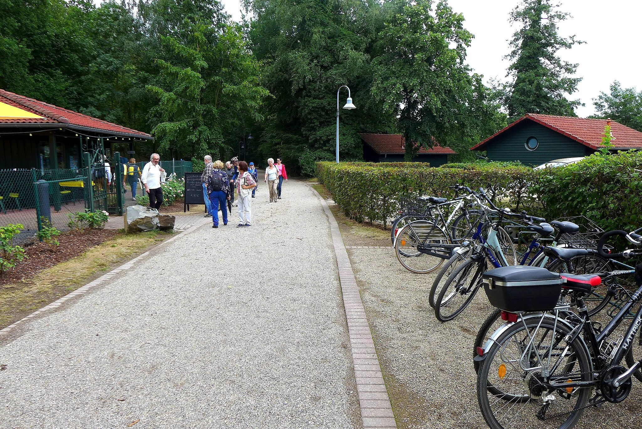 Photo showing: Trekking on the route Waldniel-Schwalm-Born in North Rhine-Westphalia, Germany.