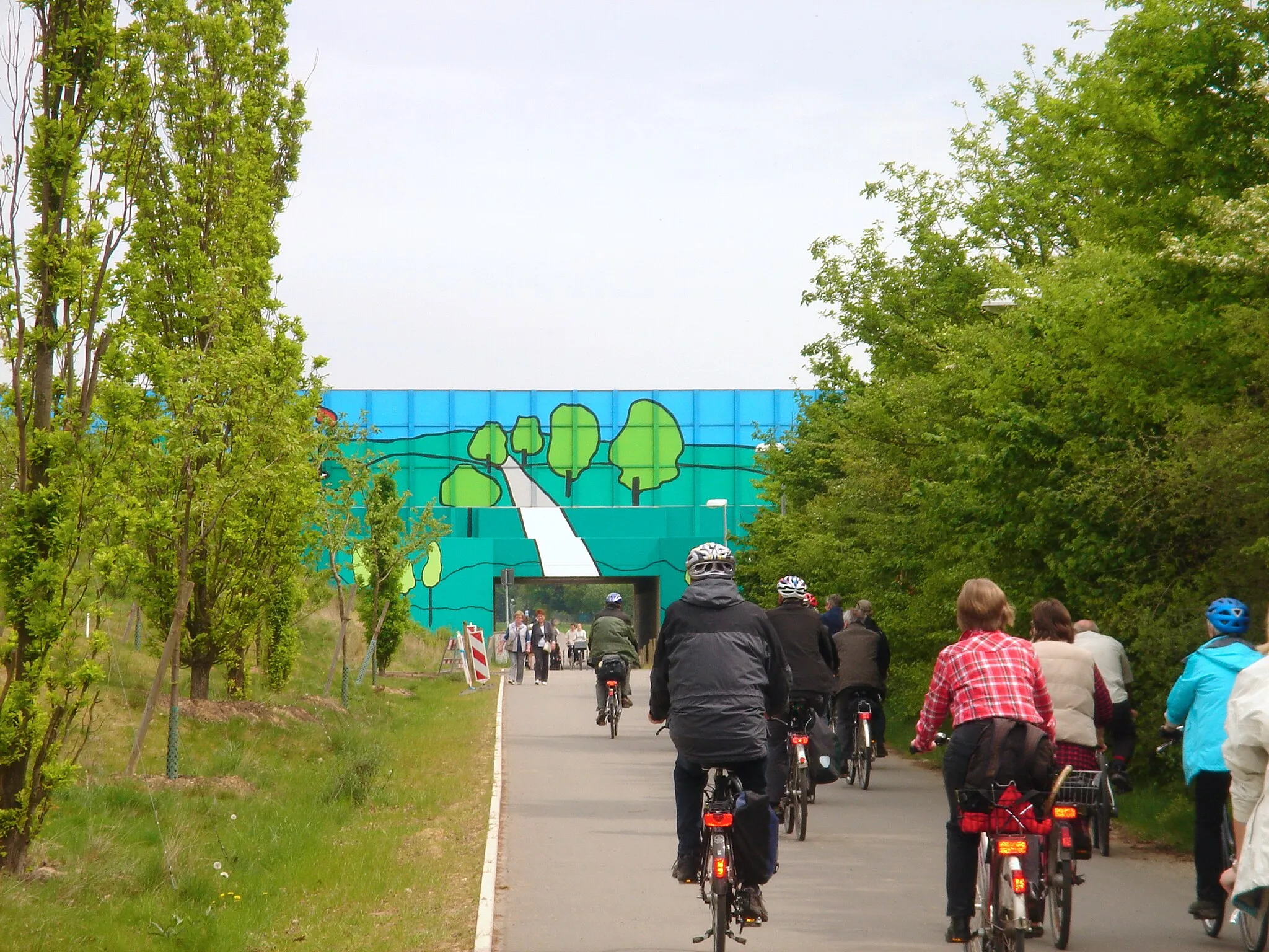 Photo showing: Landschaftspark Belvedere - A1 Durchfahrt