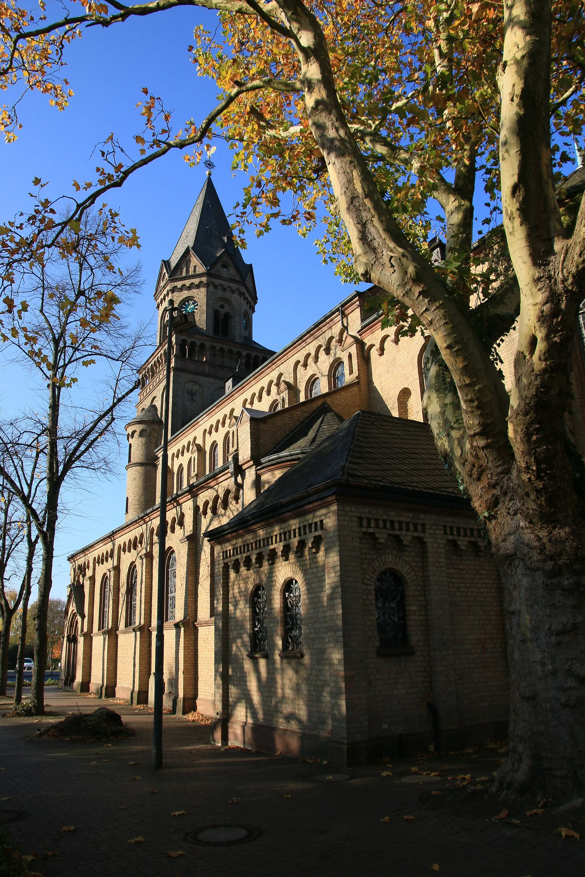 Photo showing: Katholische Kirche St. Anna, Ratingen Lintorf