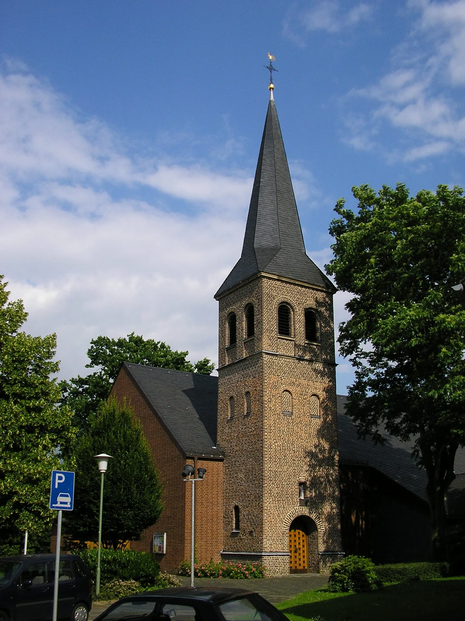 Photo showing: St. Martinus Neuss-Uedesheim