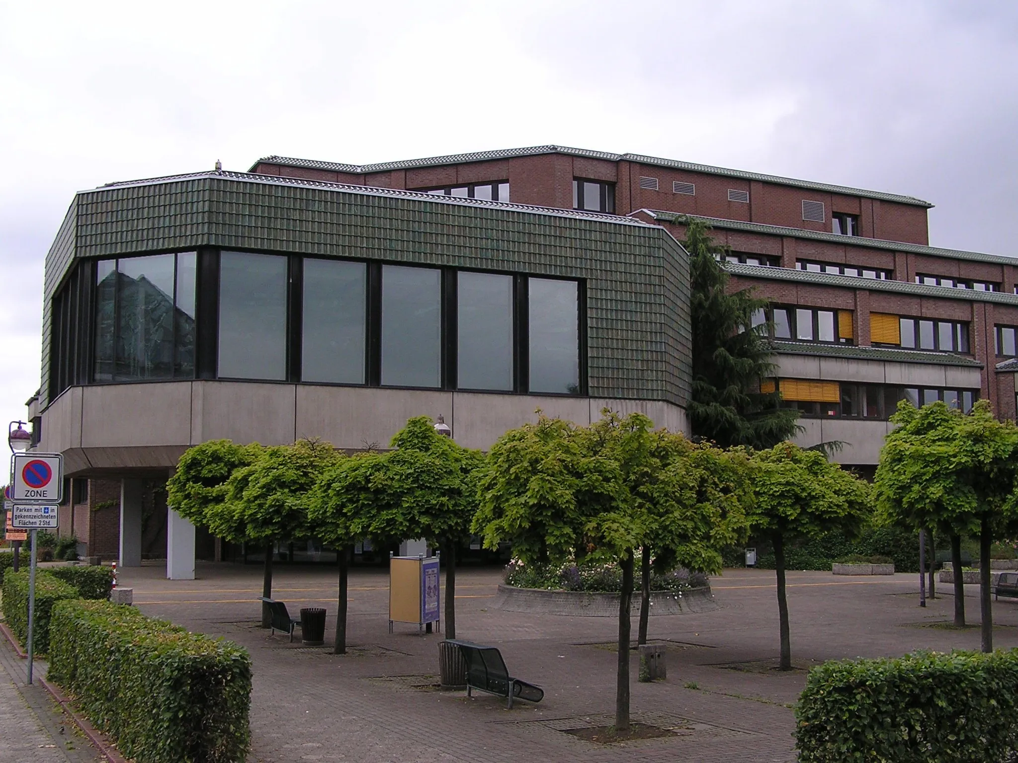 Photo showing: City hall of Voerde, Germany