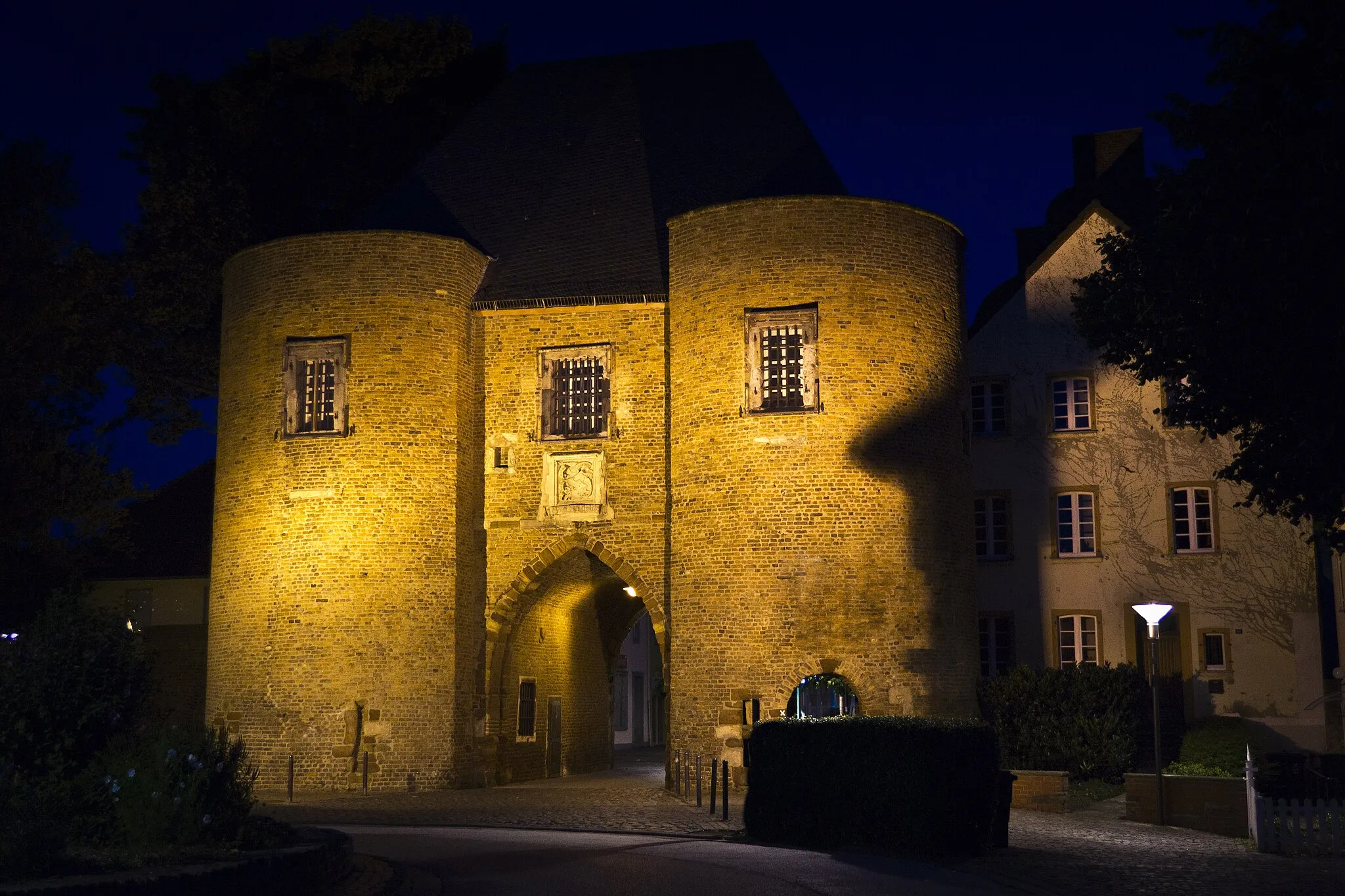 Photo showing: Das Aachner Tor in Bergheim, NRW stammt aus dem 14. Jahrhundert und trägt die denkmalnummer 14-