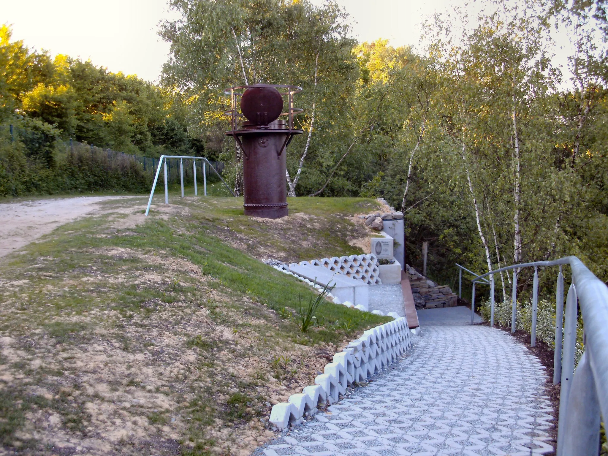 Photo showing: Bunker Steinenbrück Zugang