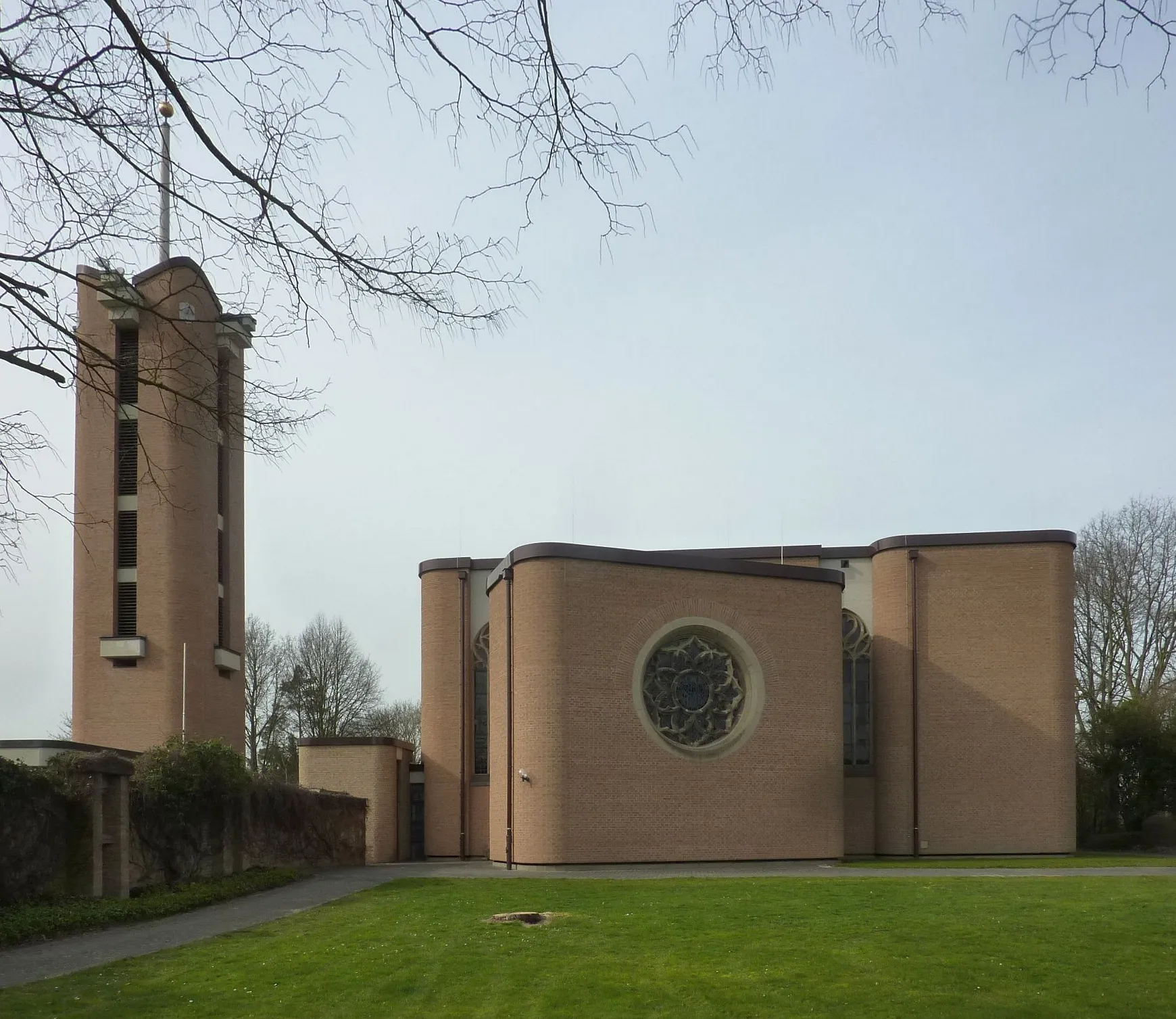 Photo showing: St. Peter (Königshoven)