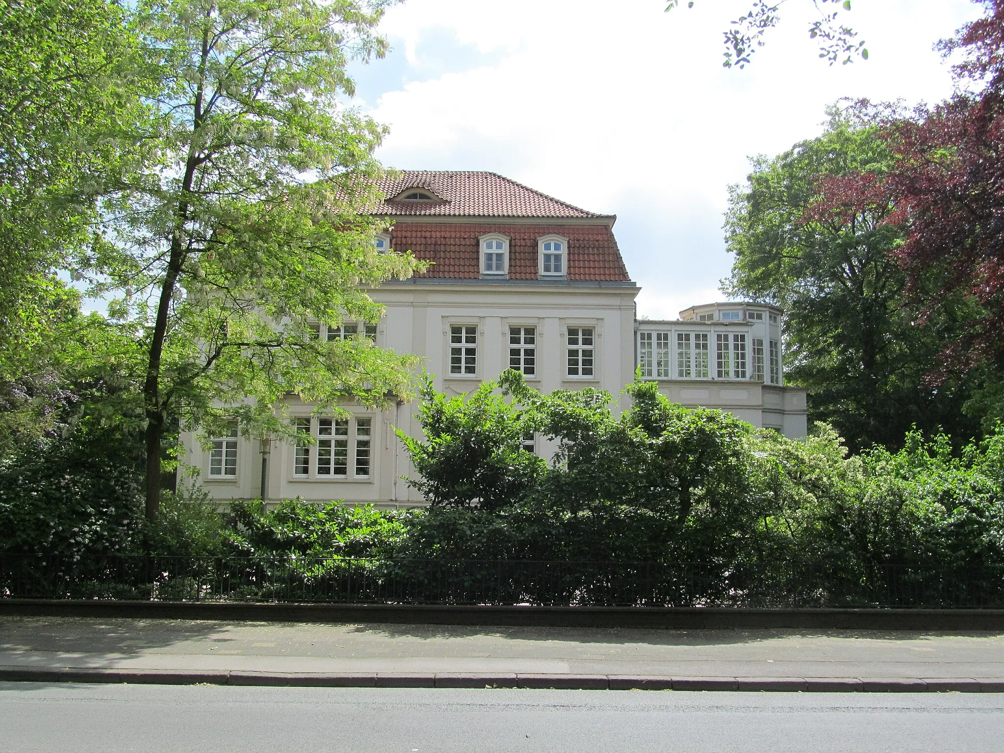 Photo showing: das Haus Moerser Straße 149 in Duisburg-Homberg