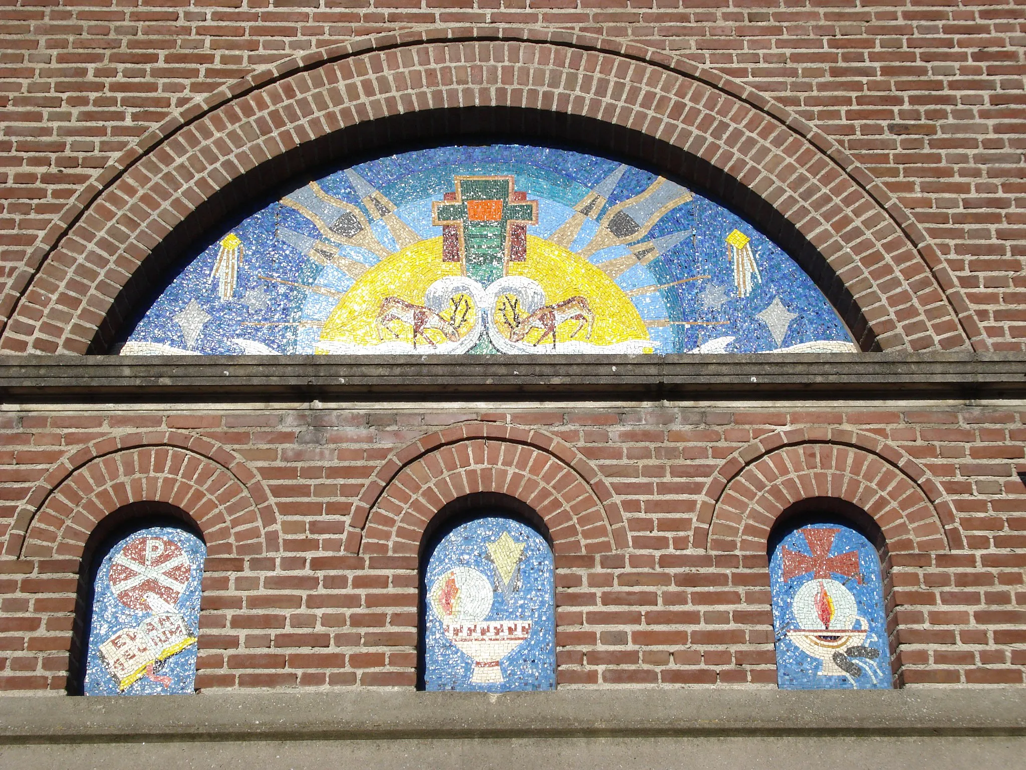 Photo showing: Babberich (Zevenaar, Gld, NL) church, mosaic tympanum