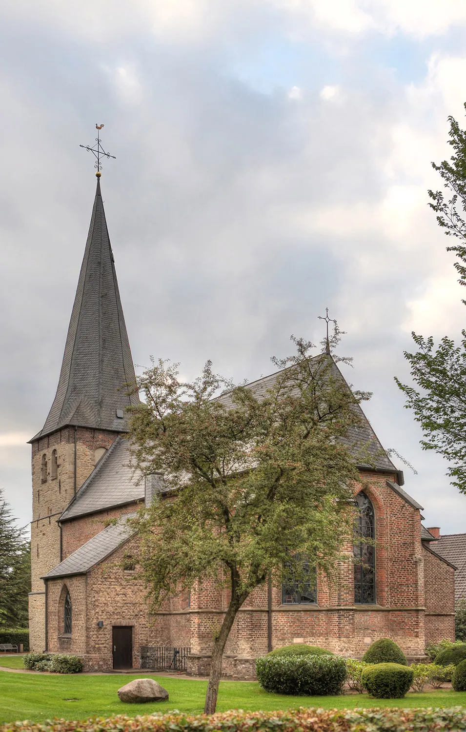 Photo showing: Evangelische Kirche Drevenack 01