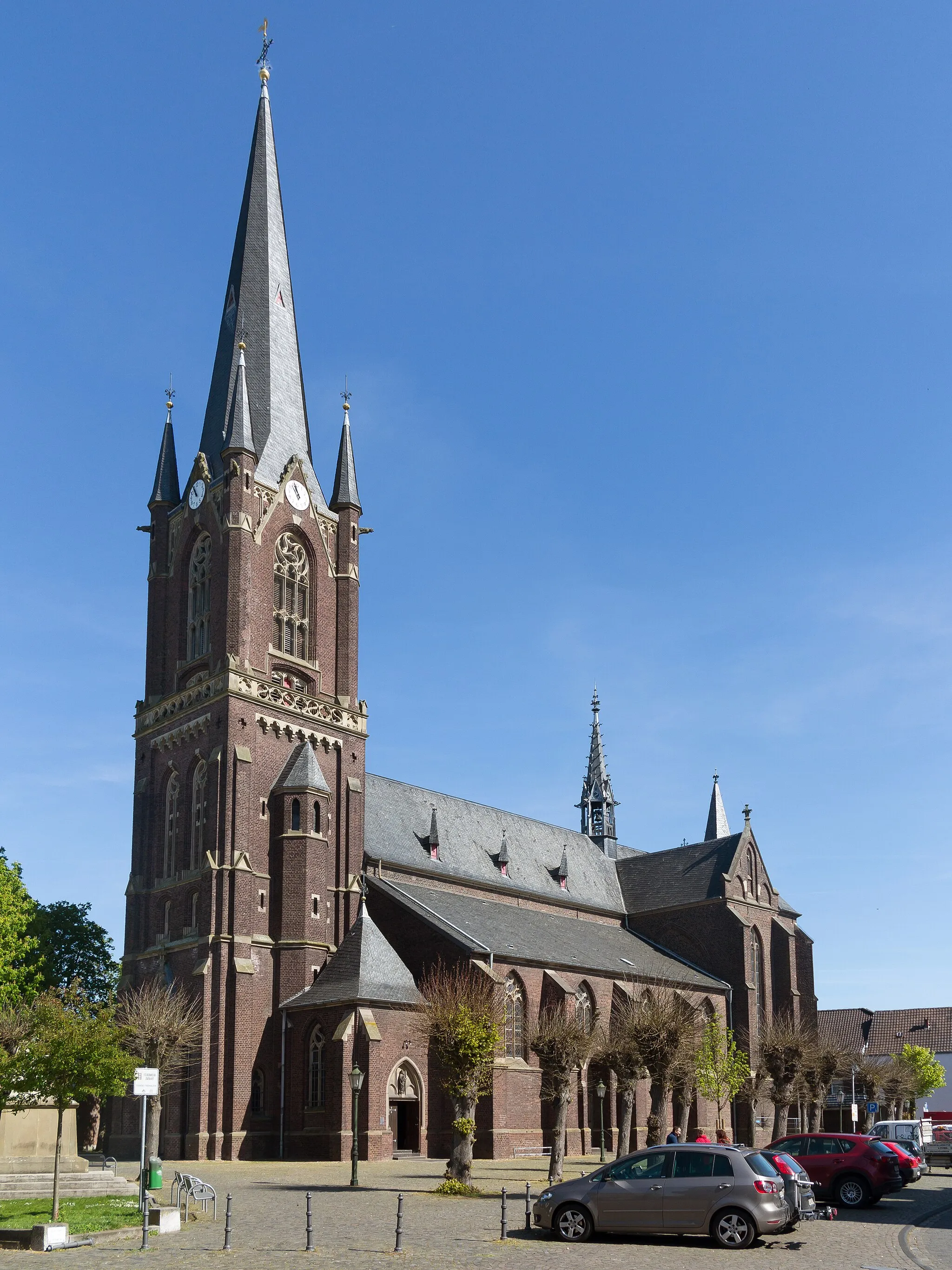 Photo showing: Aldekerk, church: Sankt Peter und Paul Kirche