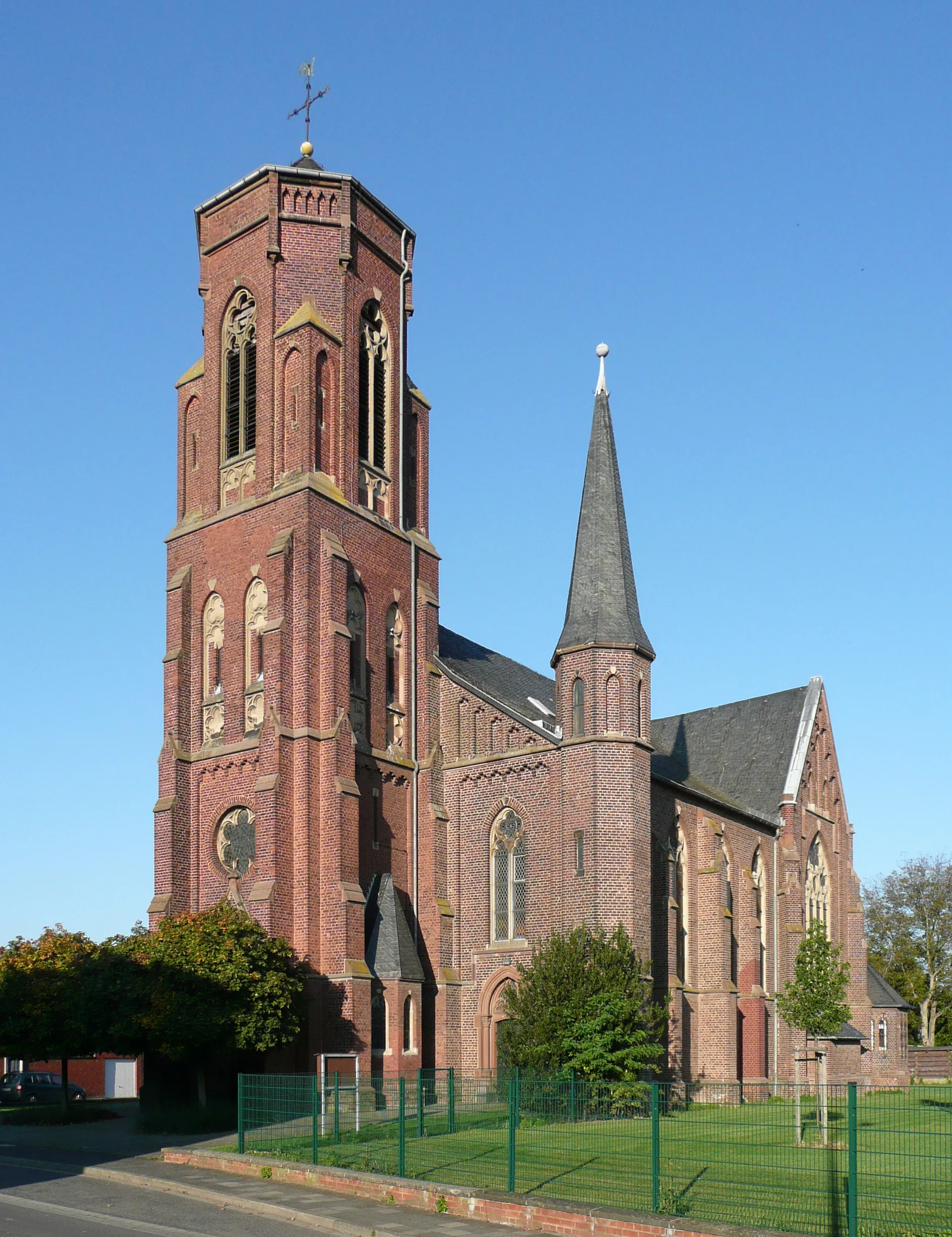 Photo showing: Pfarrkirche St. Gregorius in Golzheim