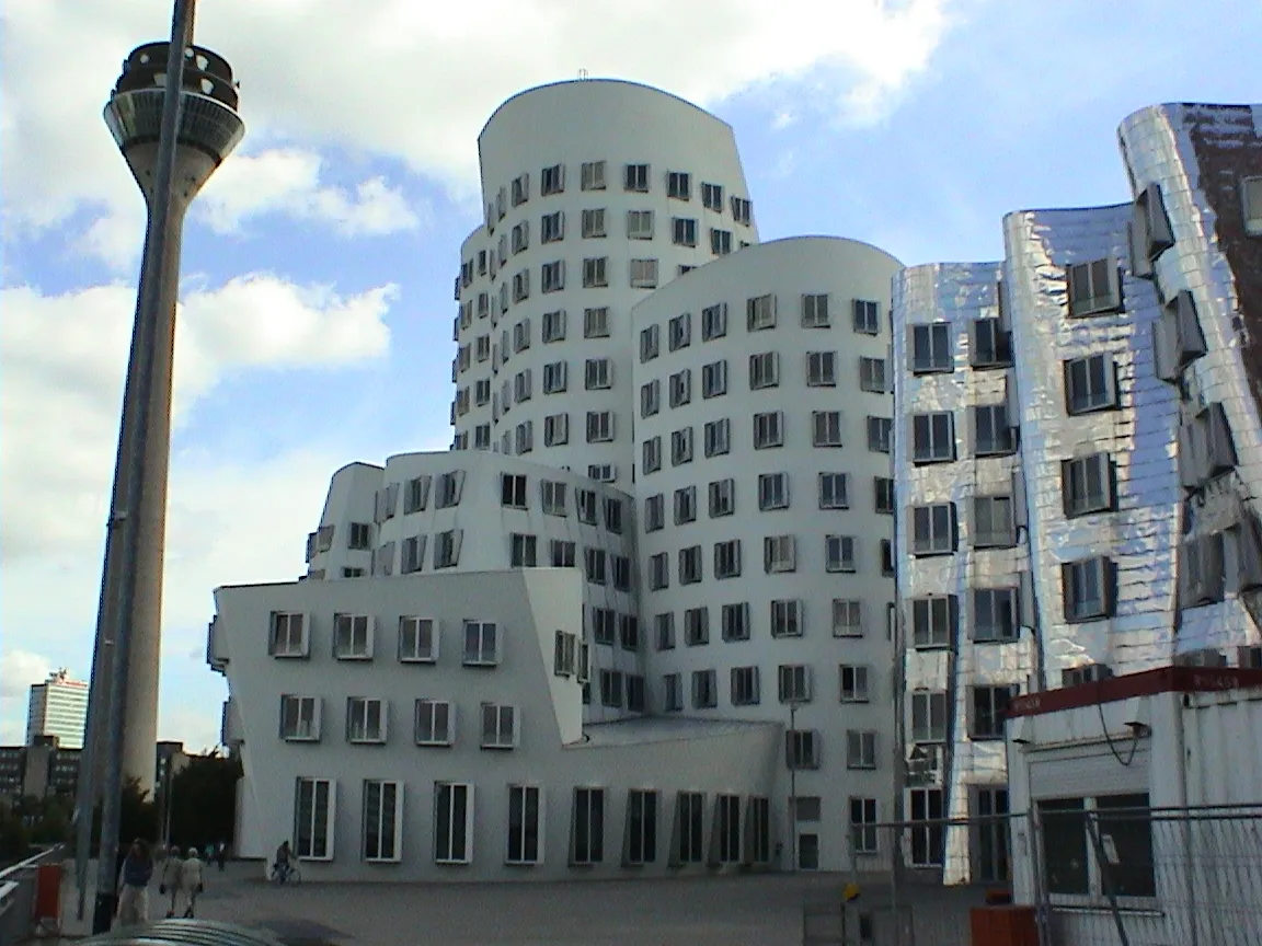 Photo showing: Düsseldorf, September 2003.