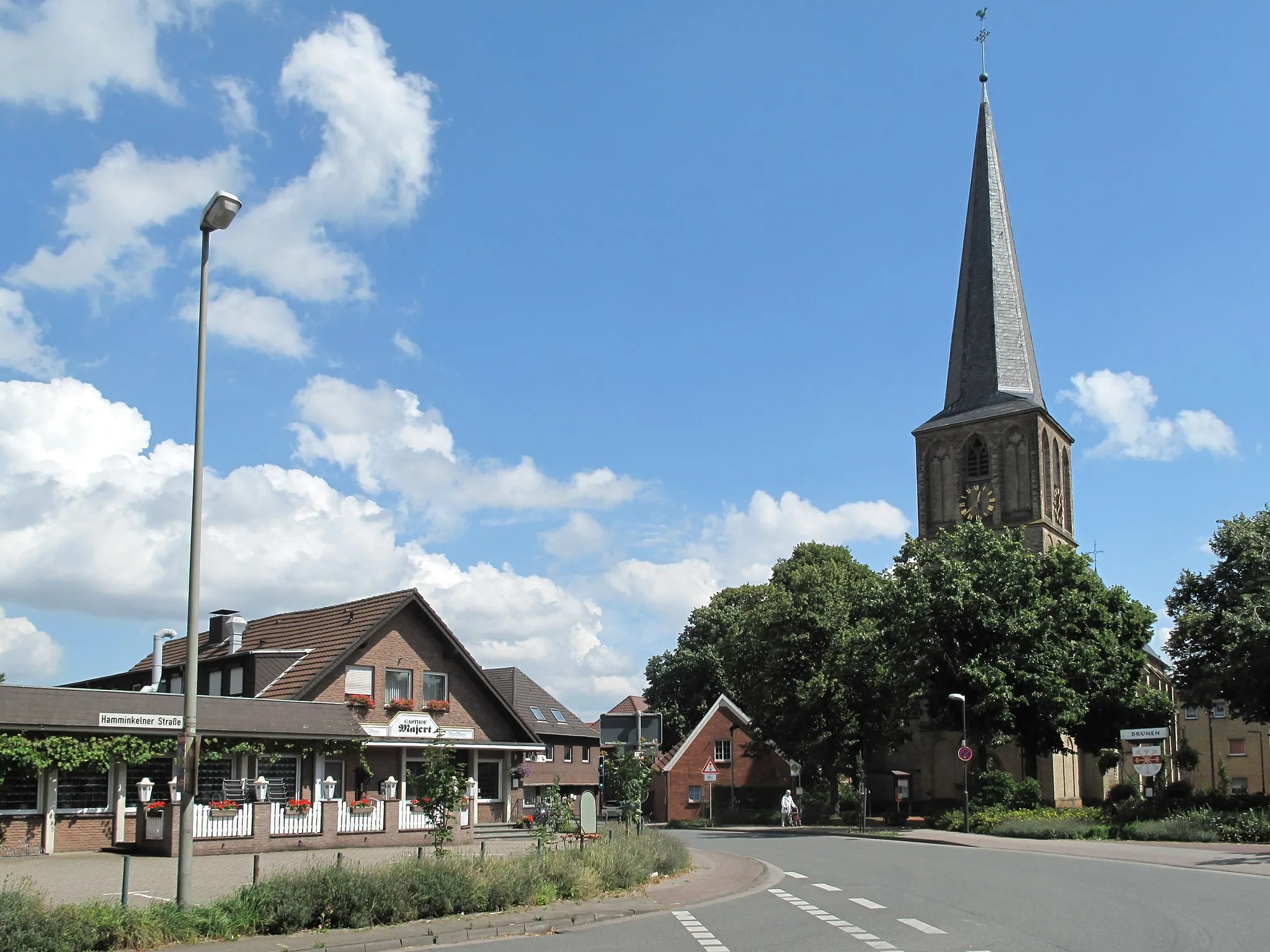 Photo showing: Brünen, reformed church