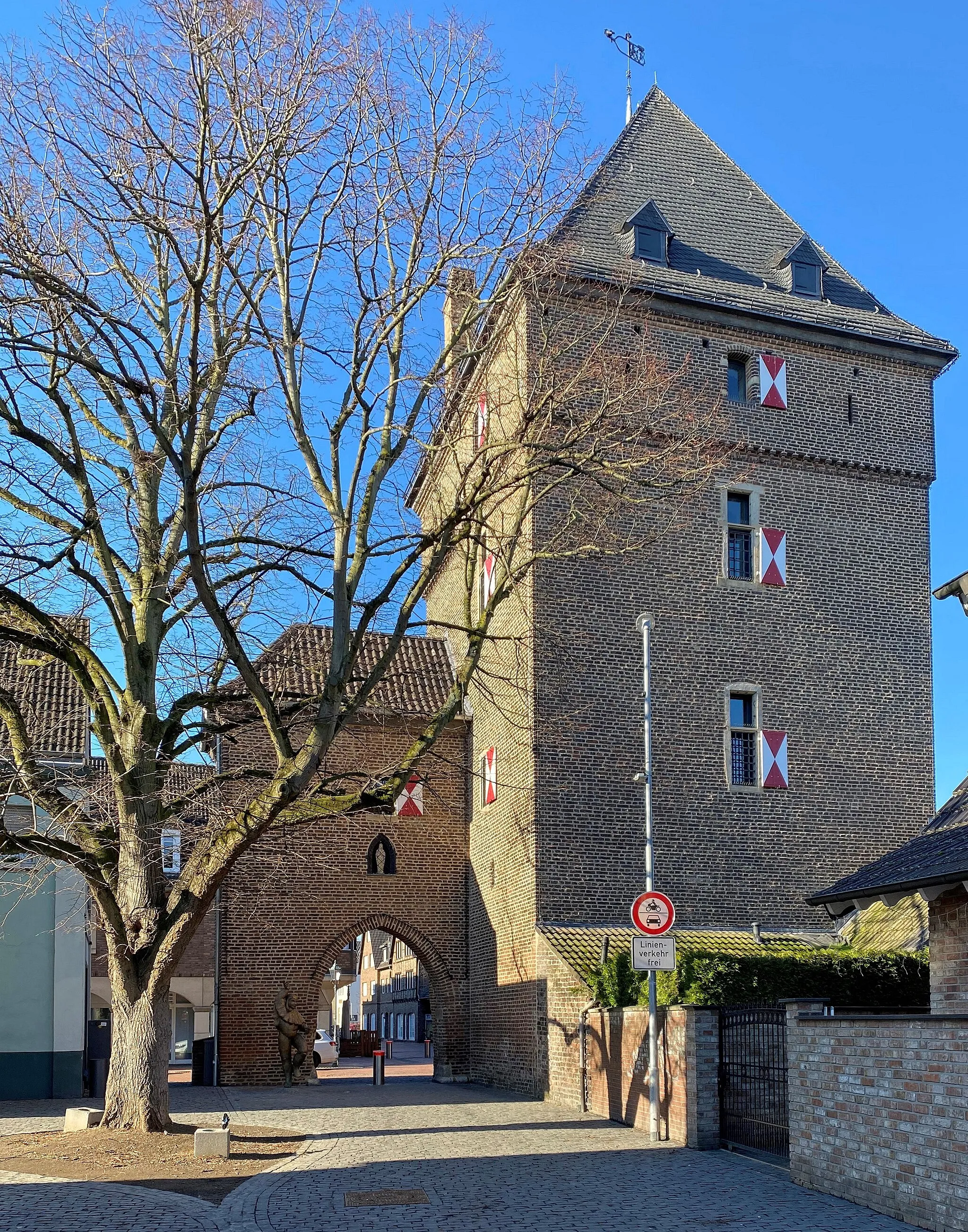 Photo showing: Schelmenturm Monheim