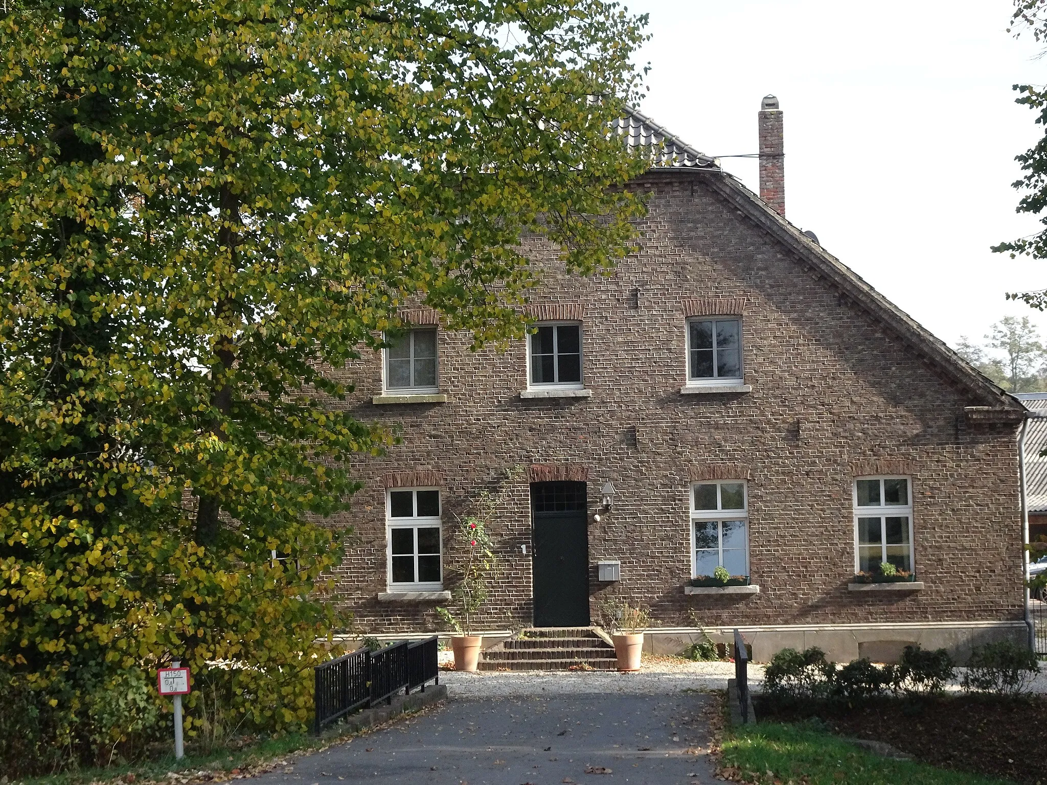 Photo showing: Gut Rosendal Verwaltiungs GmbH bij Haus Rosendal in Hasselt (Bedburg-Hau), Duitsland