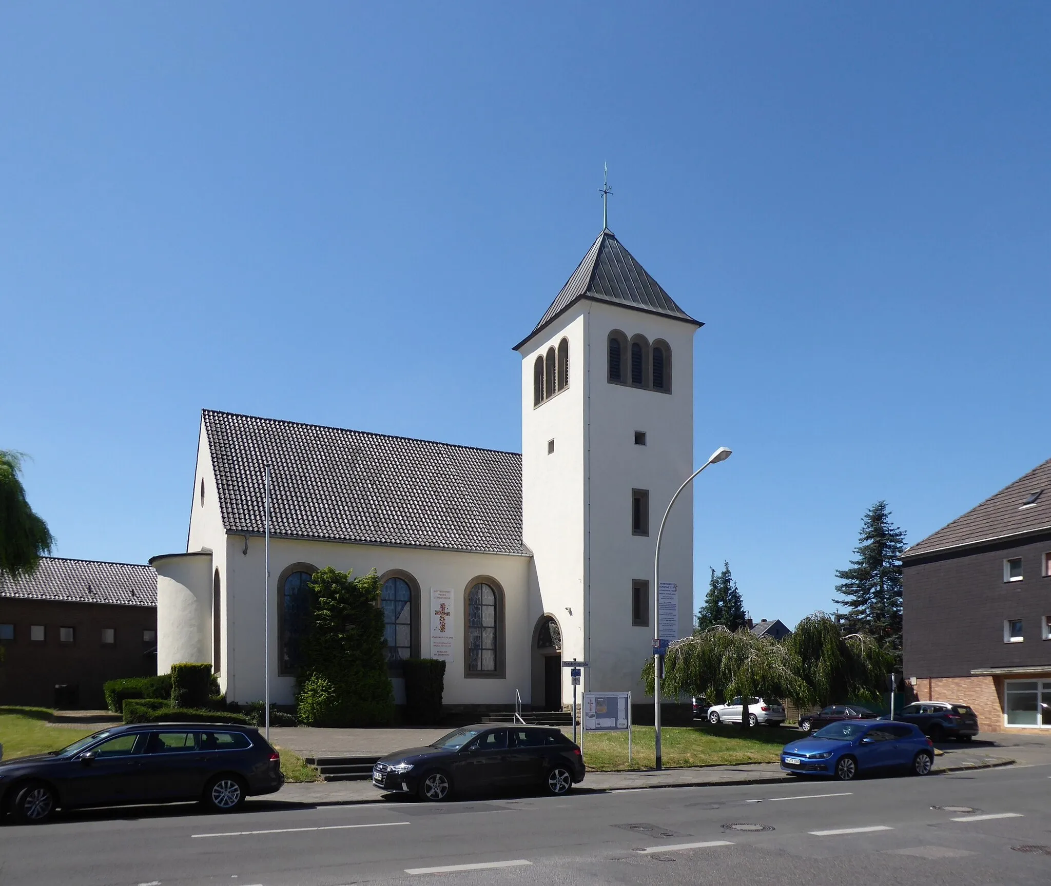 Photo showing: Lutherkirche (Giesenkirchen)