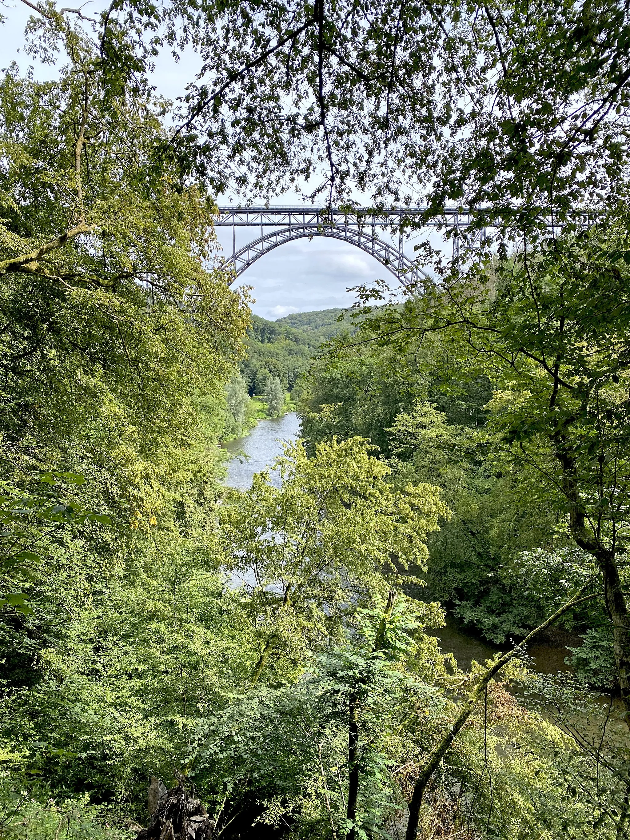 Photo showing: Blick vom Wupperweg auf die Müngstener Brücke