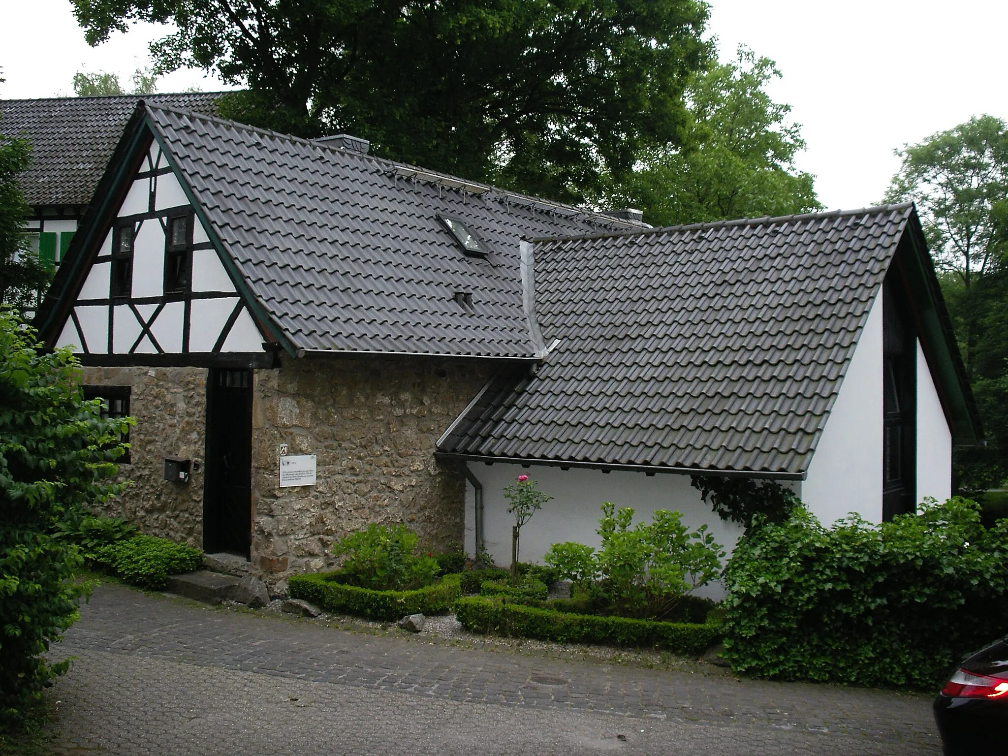 Photo showing: Gruiten Dorf - Offers