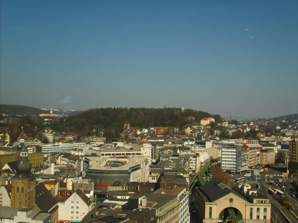 Photo showing: Der Höhenzug der Hardt in Wuppertal von Westen