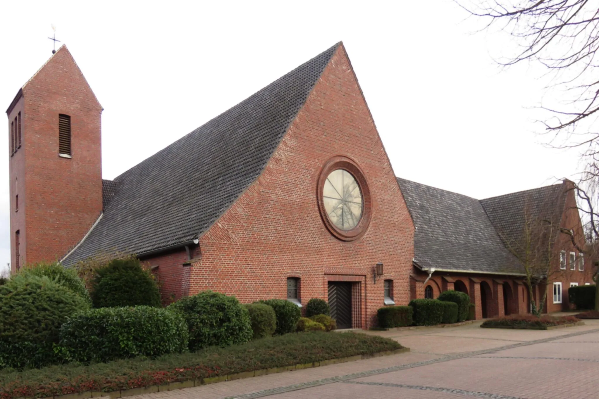 Photo showing: St. Josef Kirche in Schelsen