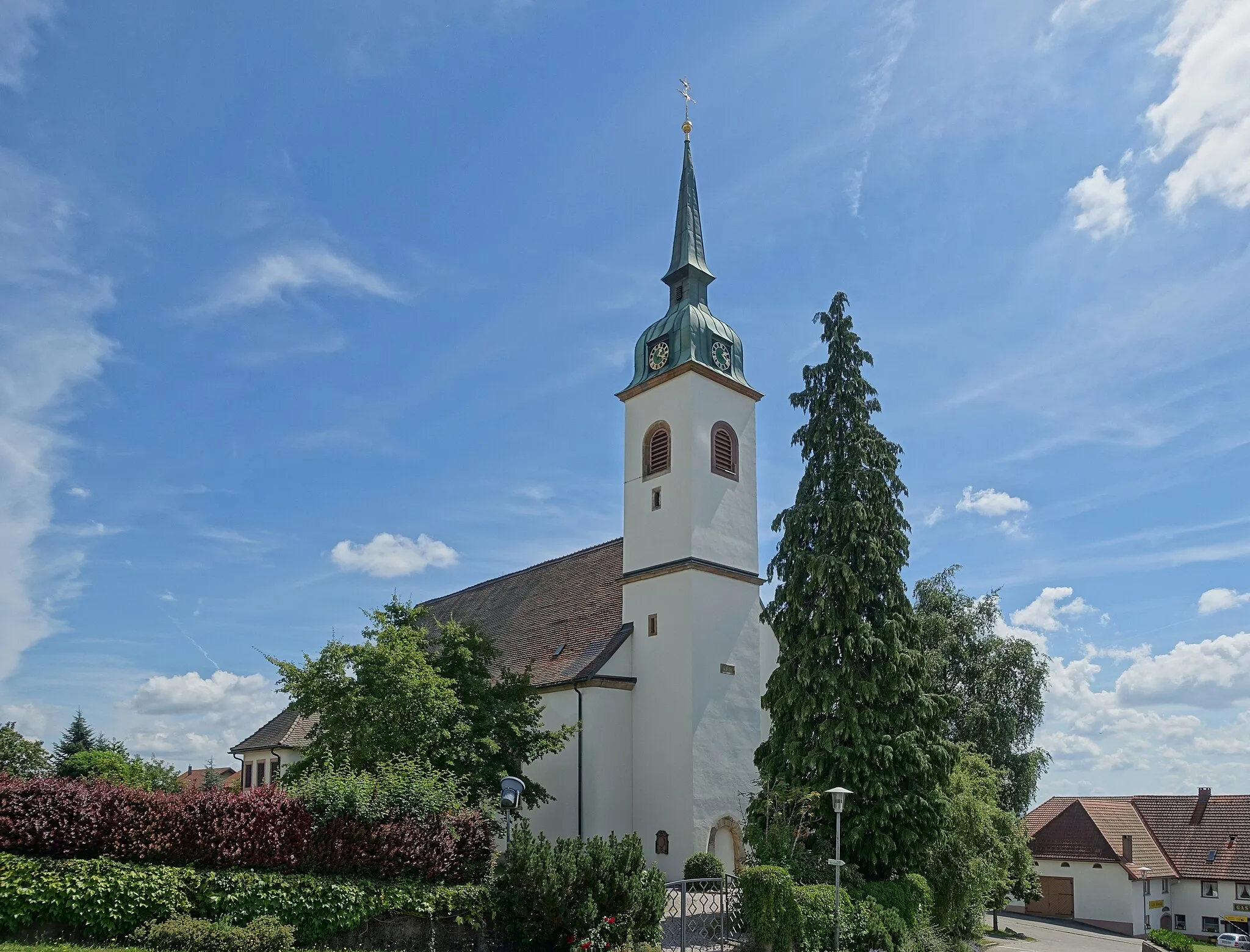 Photo showing: Hänner Kirche St Leodegar und Marzellus