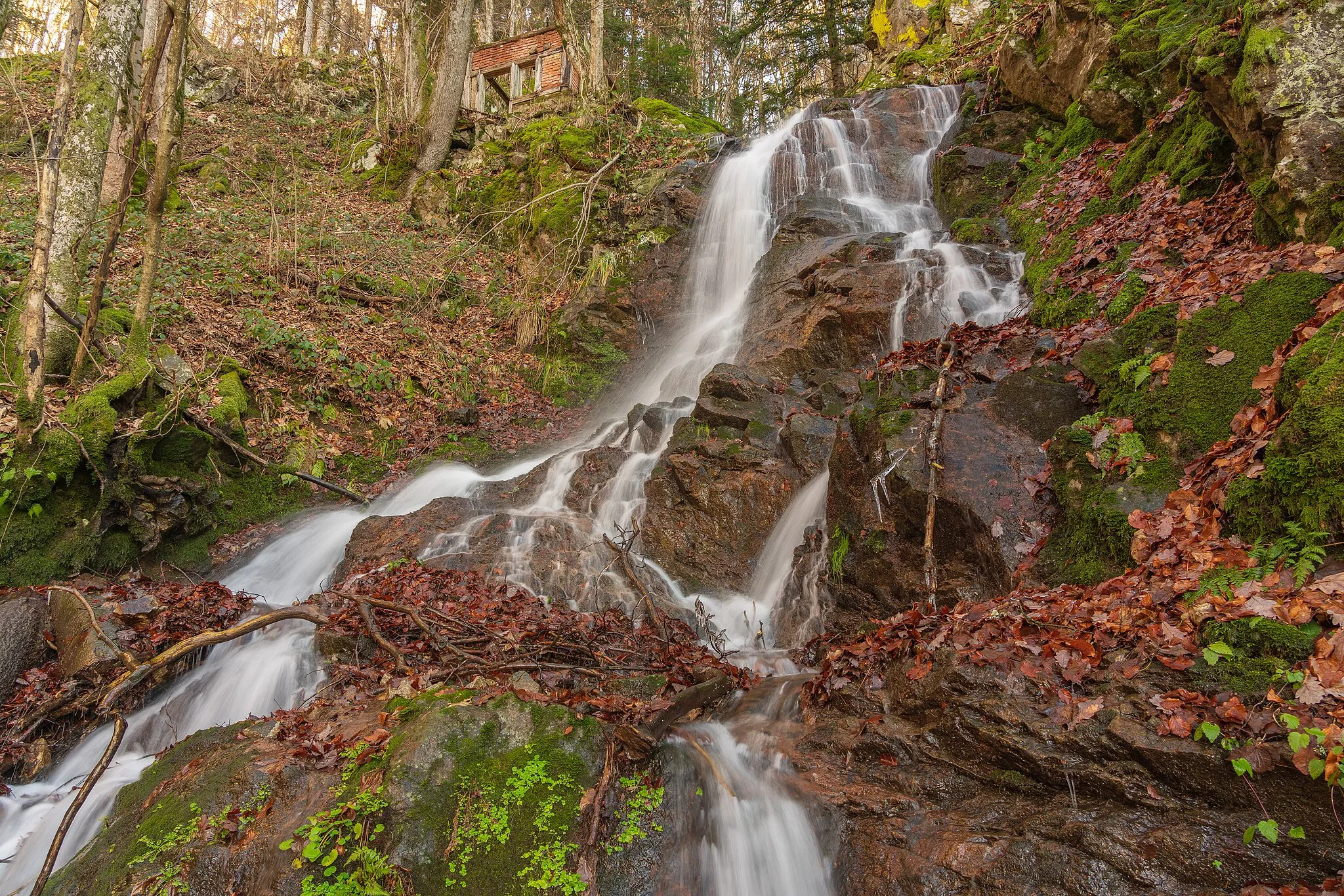 Photo showing: Peterlgraben-Wasserfall