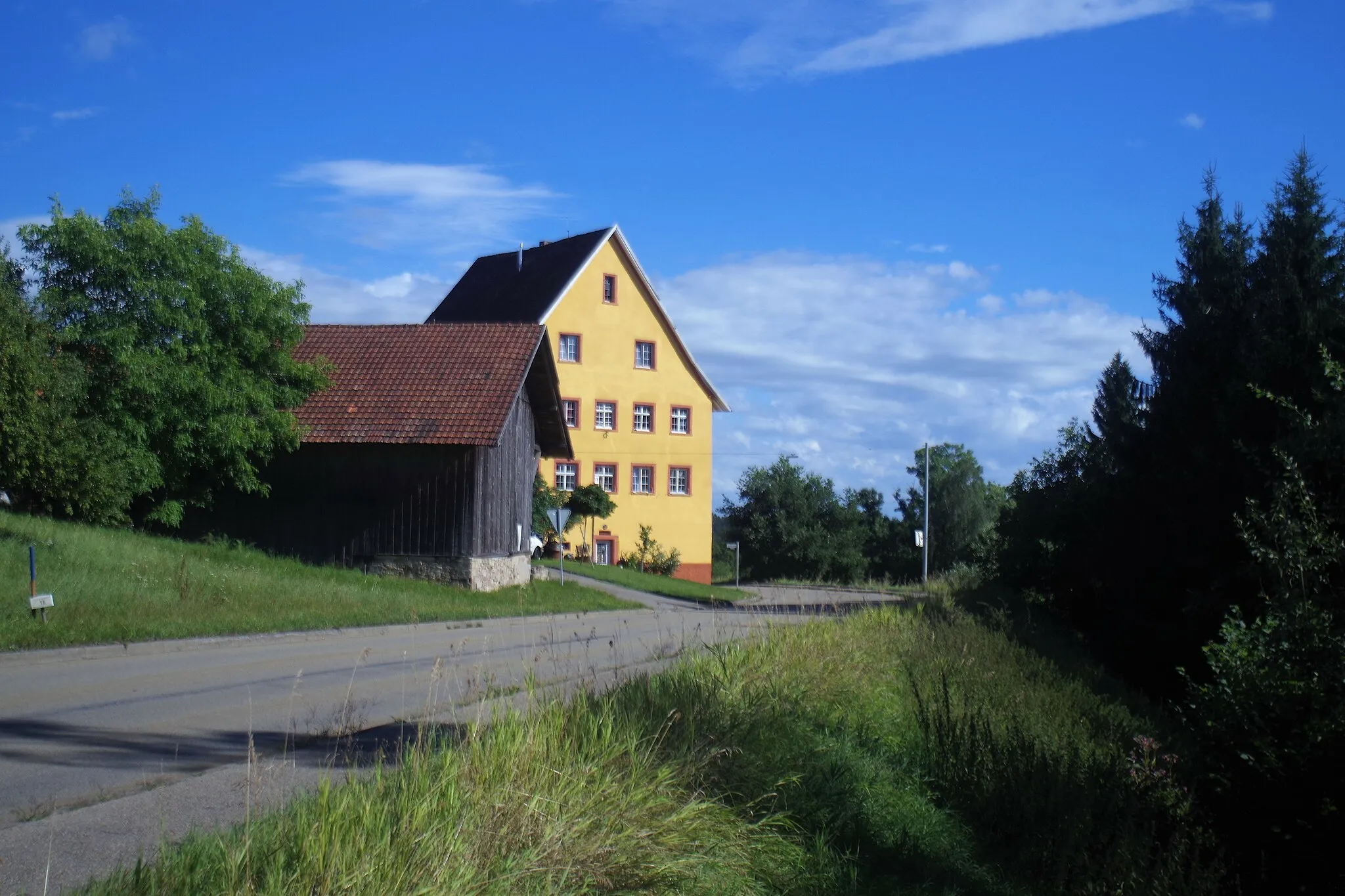 Photo showing: Gebäude des ehemaligen Frauenklosters in Riedern am Wald