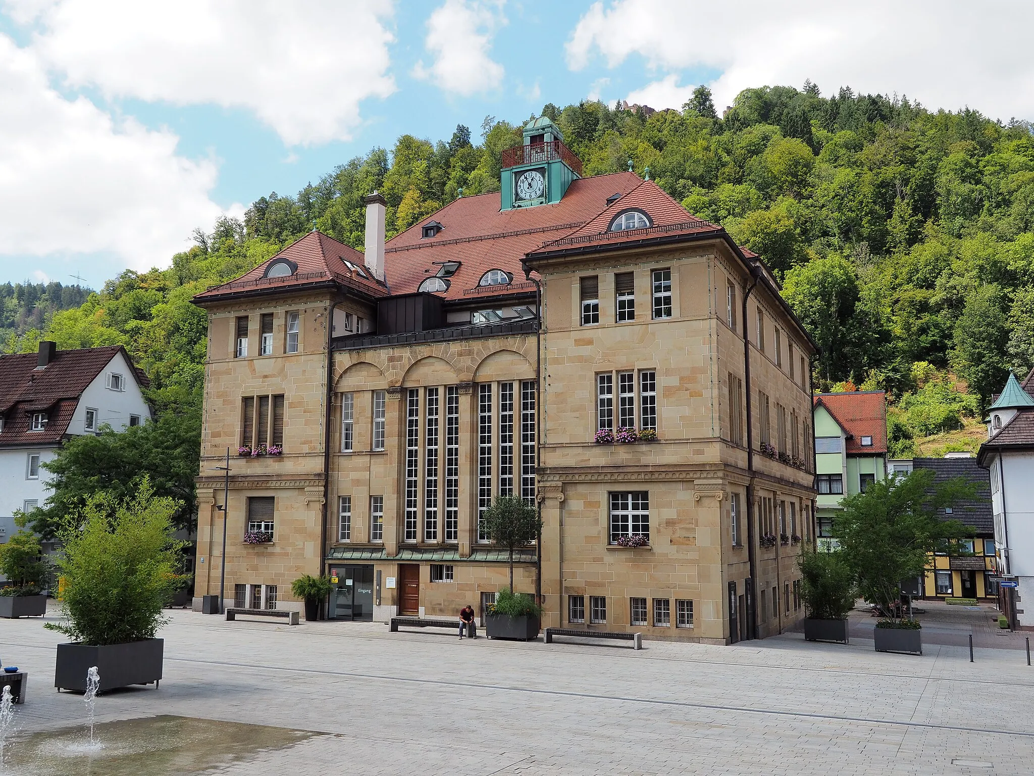 Photo showing: town hall of Schramberg
