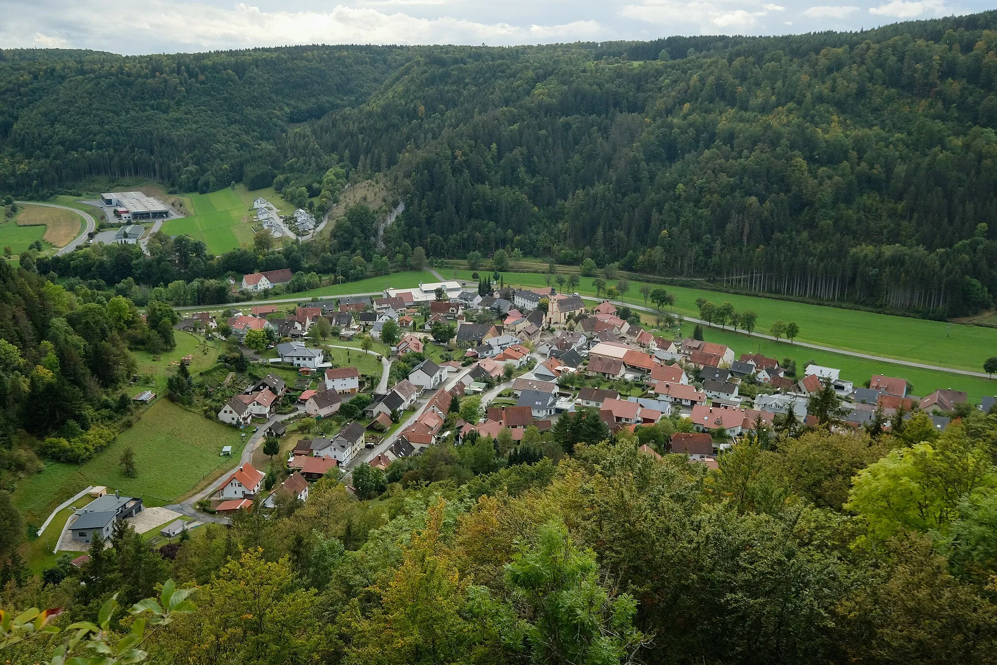 Photo showing: Bärenthal, view from the Kreuzfelsen, district Tuttlingen, Baden-Württemberg, Germany